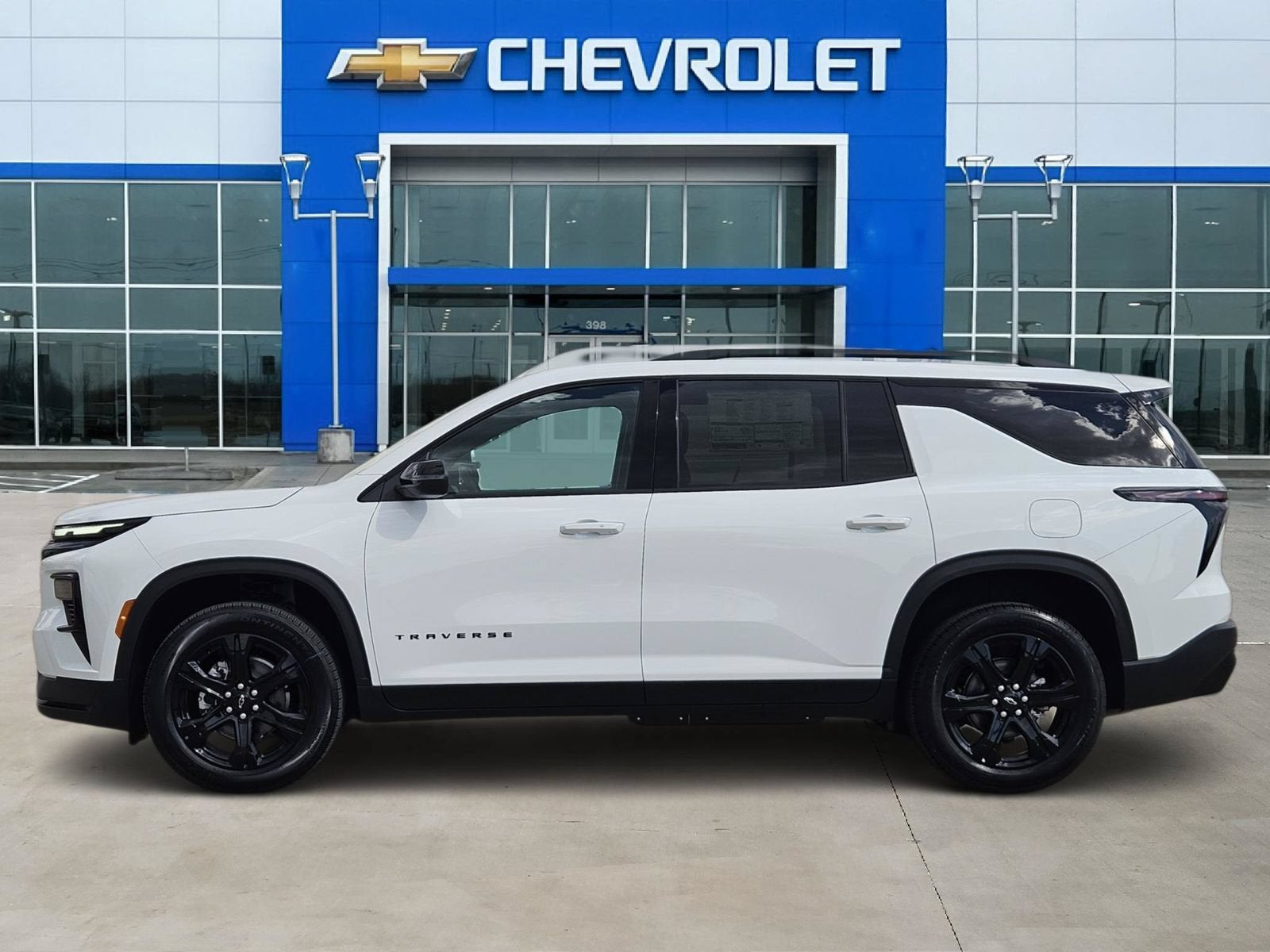 2027 Chevrolet Traverse LT