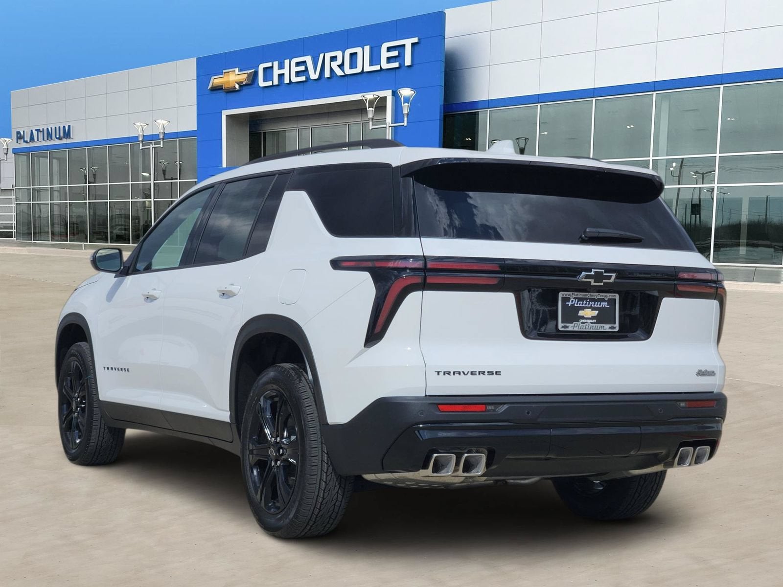 2027 Chevrolet Traverse LT
