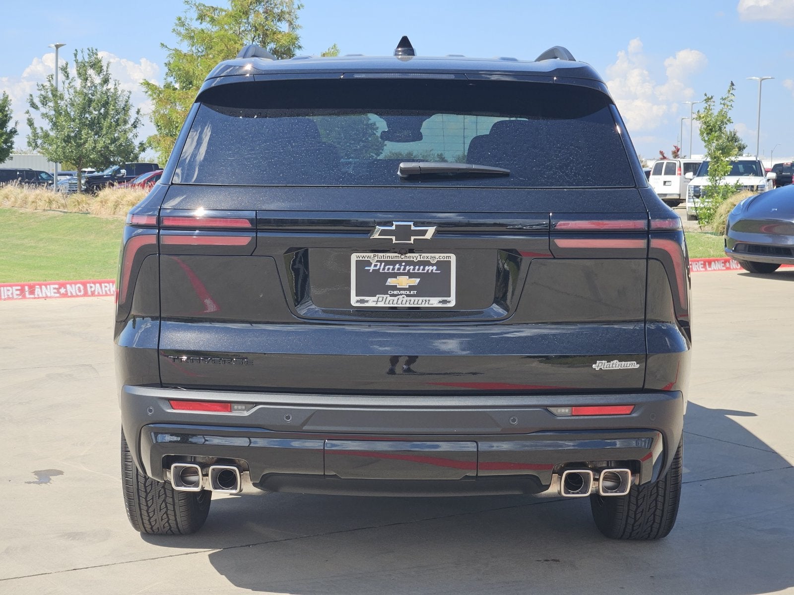 2027 Chevrolet Traverse LT - Photo 8