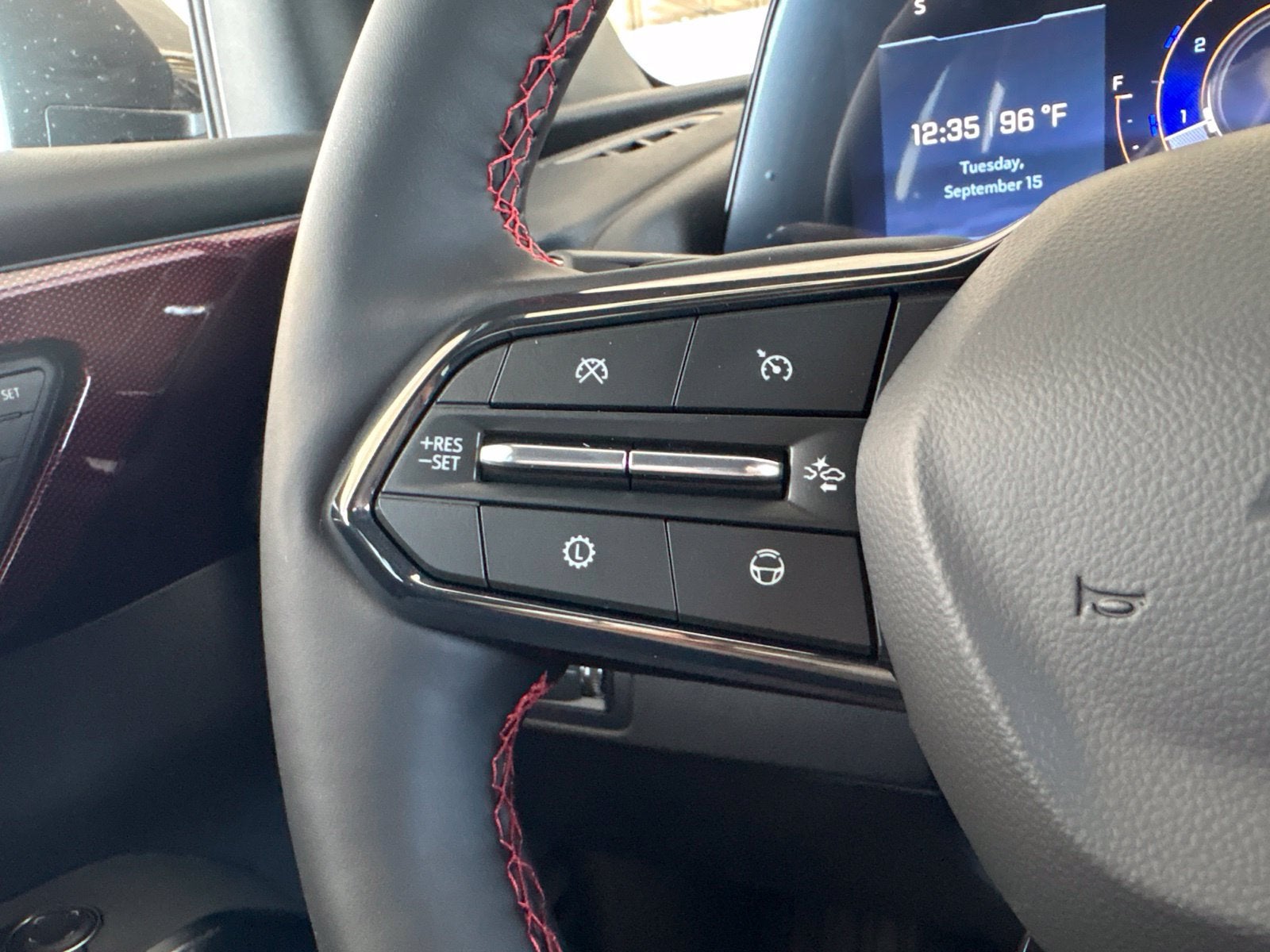 2027 Chevrolet Traverse RS
