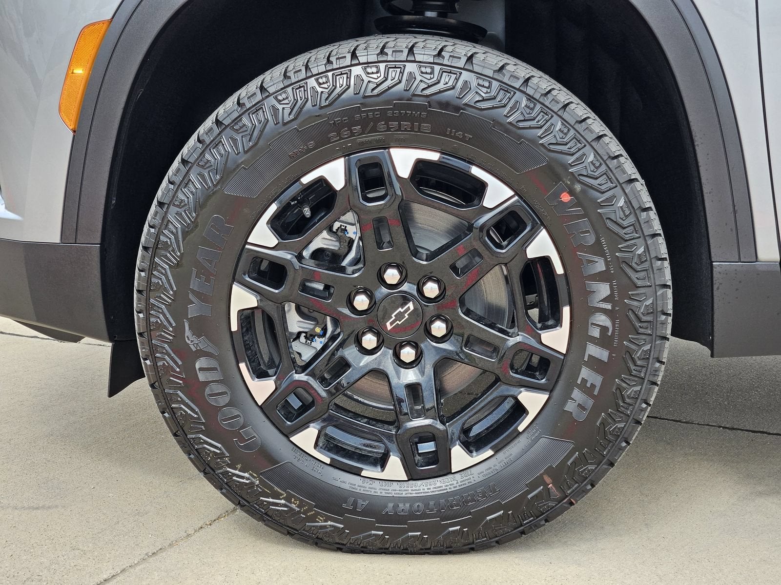 2027 Chevrolet Traverse Z71 - Photo 12