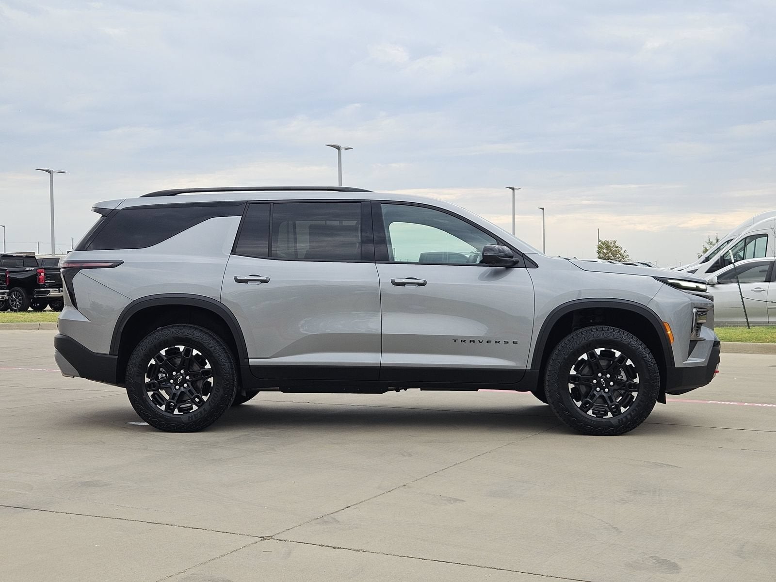 2027 Chevrolet Traverse Z71 - Photo 7