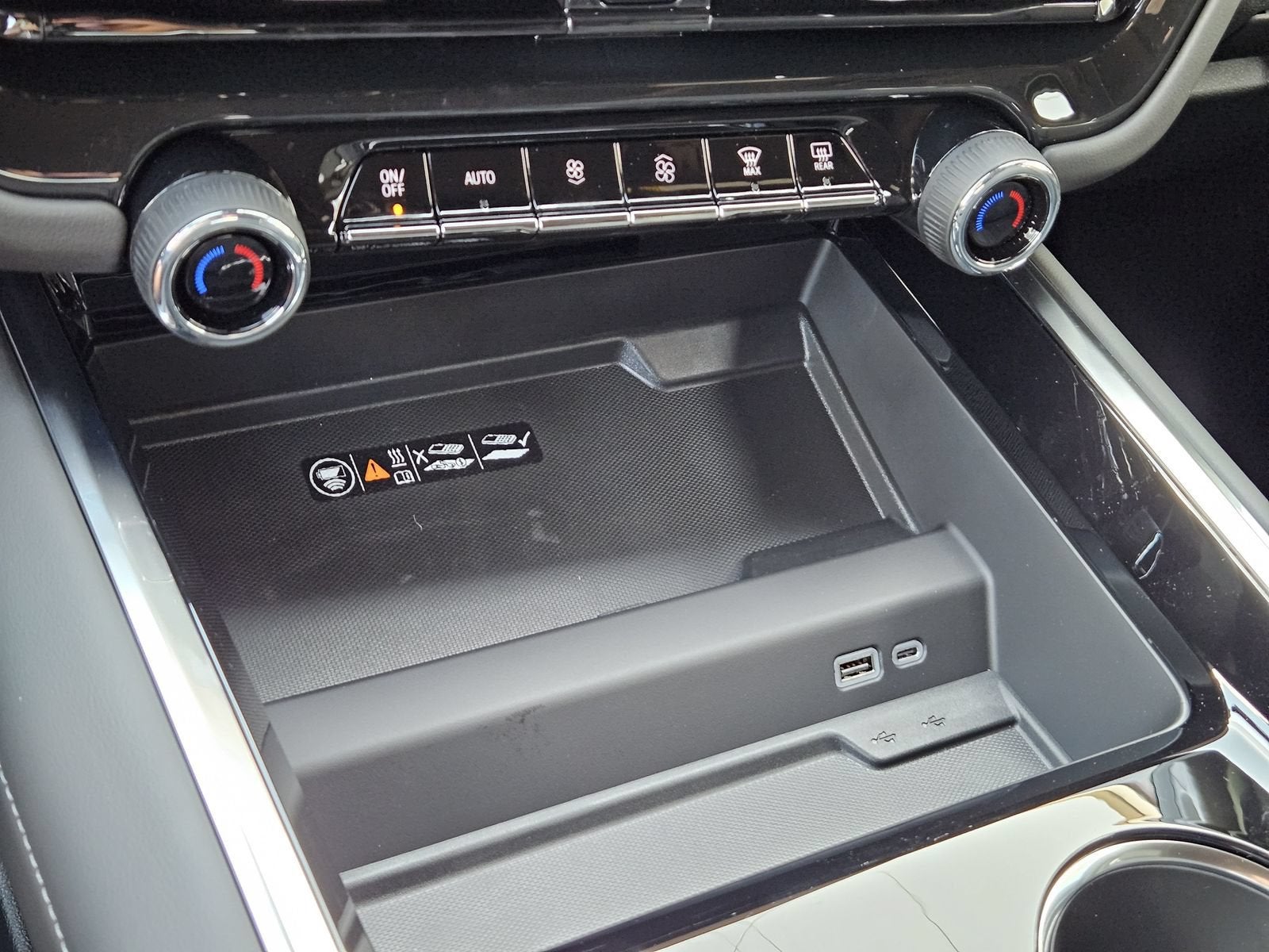2026 Chevrolet Tahoe LT - Photo 21