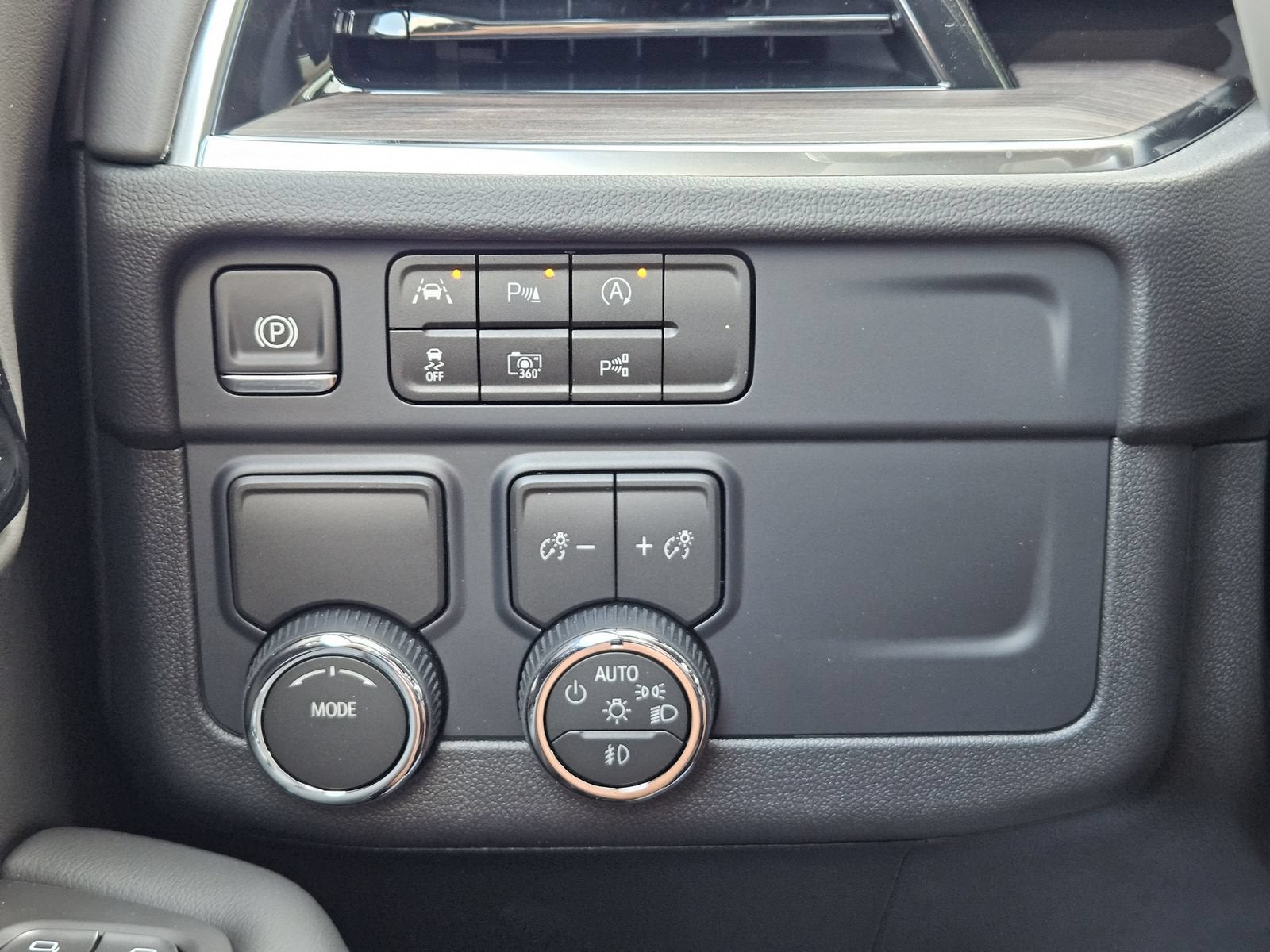 2026 Chevrolet Tahoe LT - Photo 22