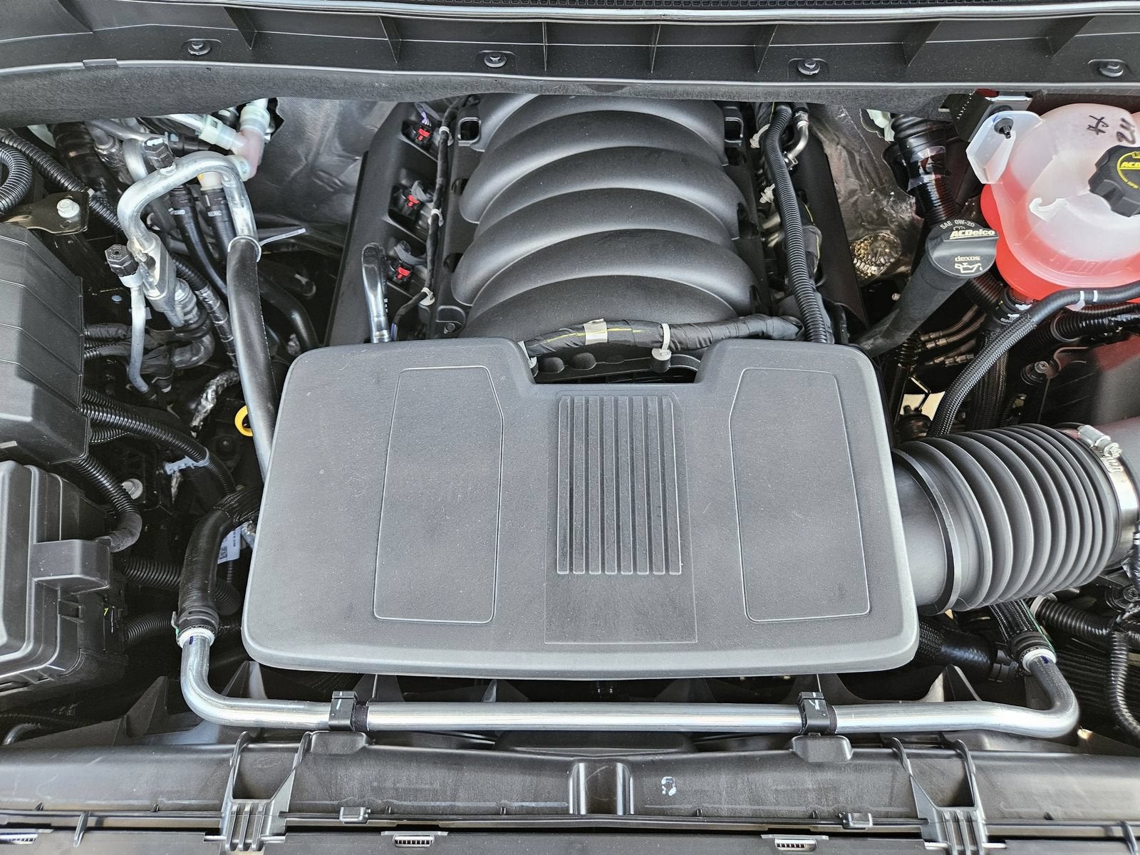 2026 Chevrolet Tahoe LT - Photo 28