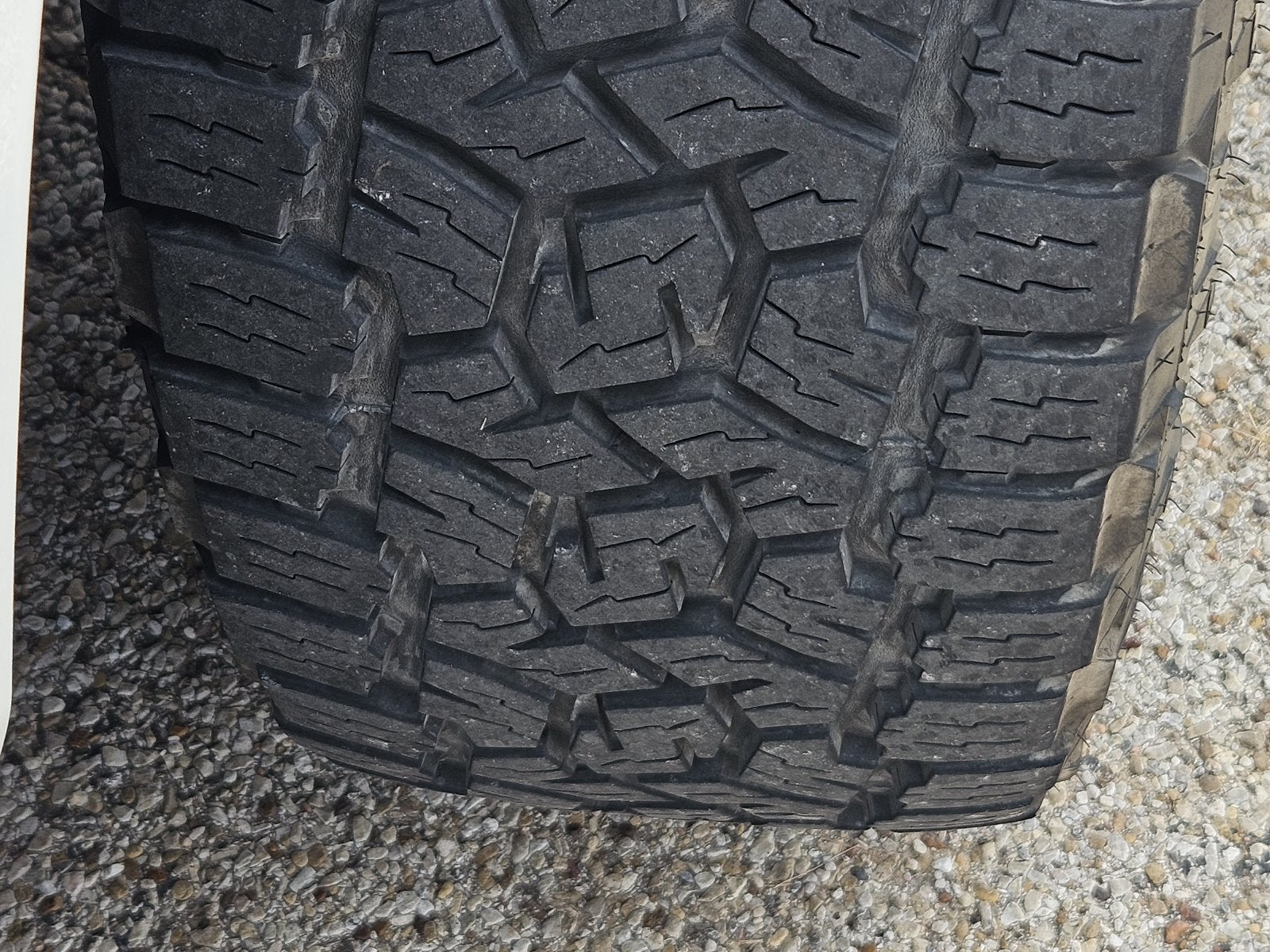 2022 Chevrolet Suburban Z71 - Photo 13
