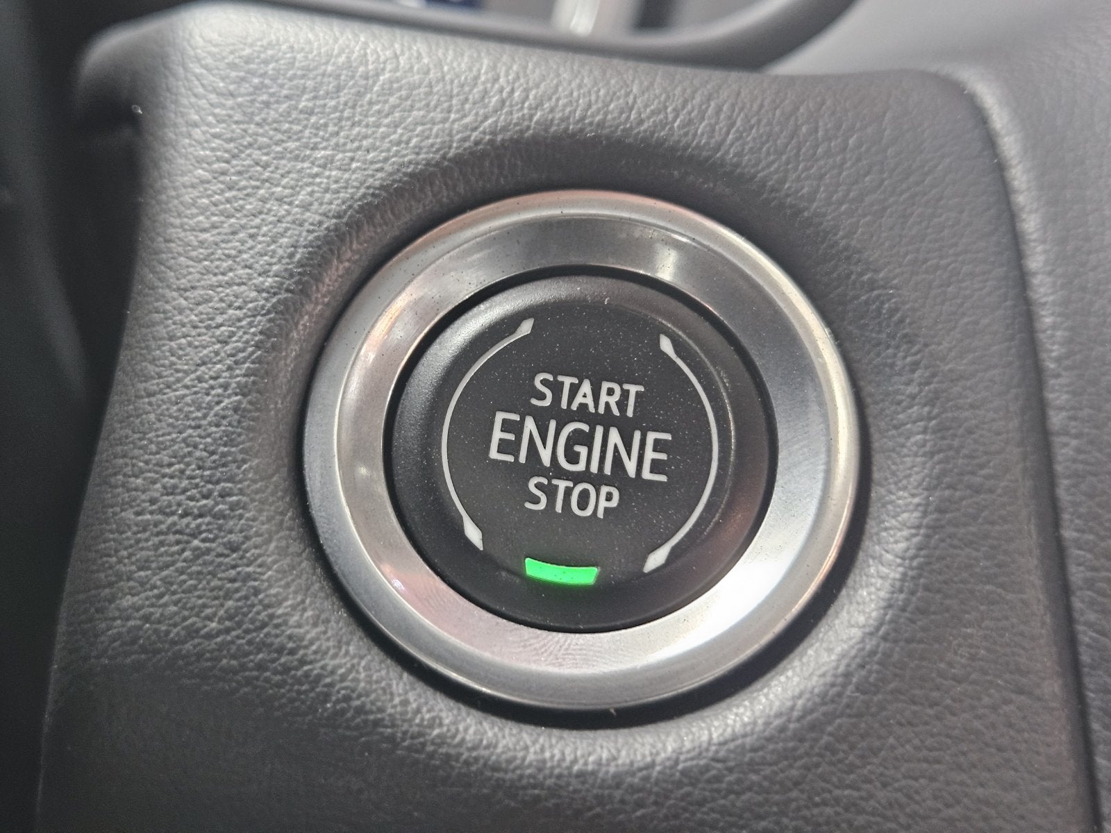 2022 Chevrolet Suburban Z71 - Photo 22