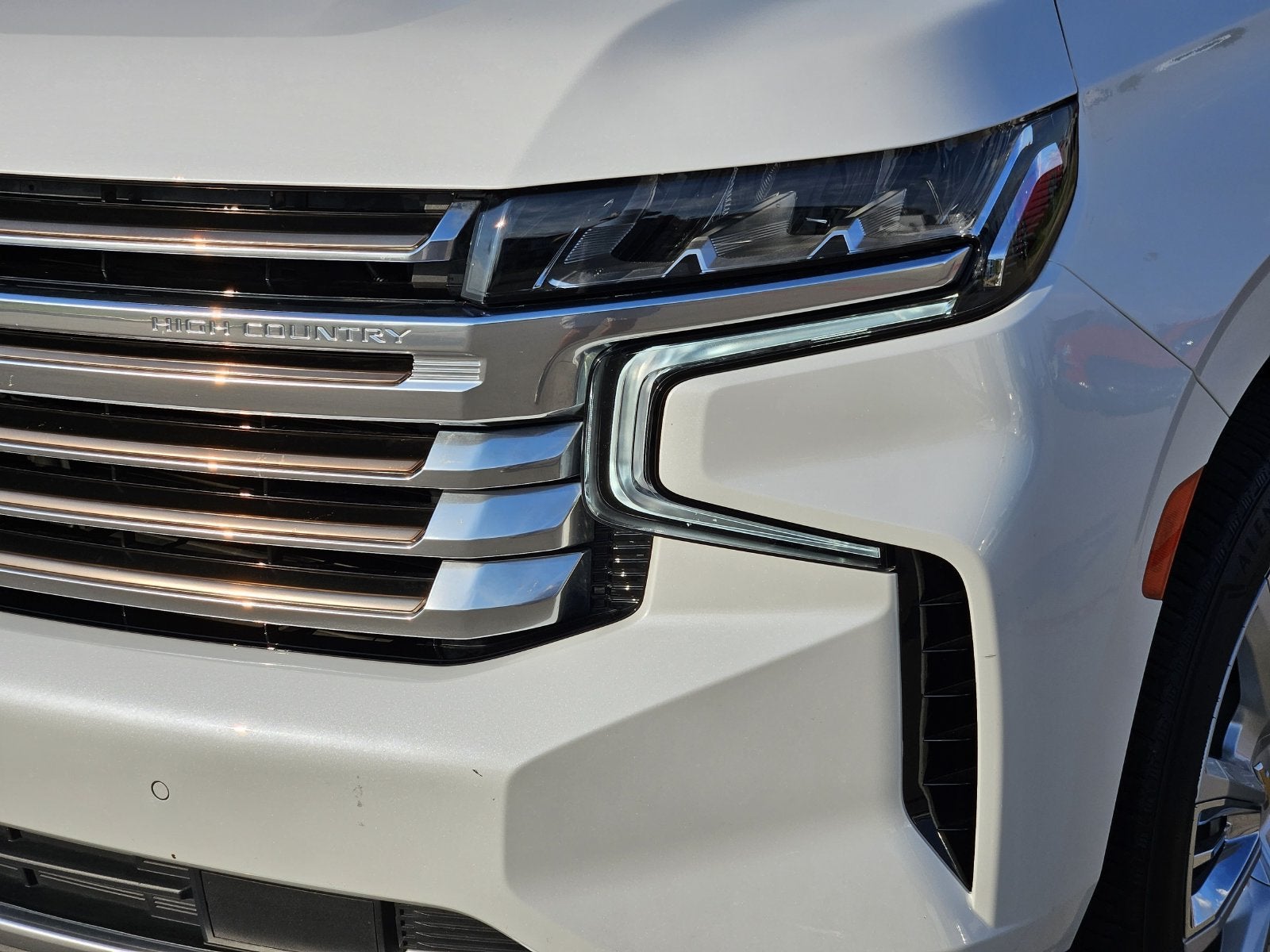 2023 Chevrolet Suburban High Country - Photo 11