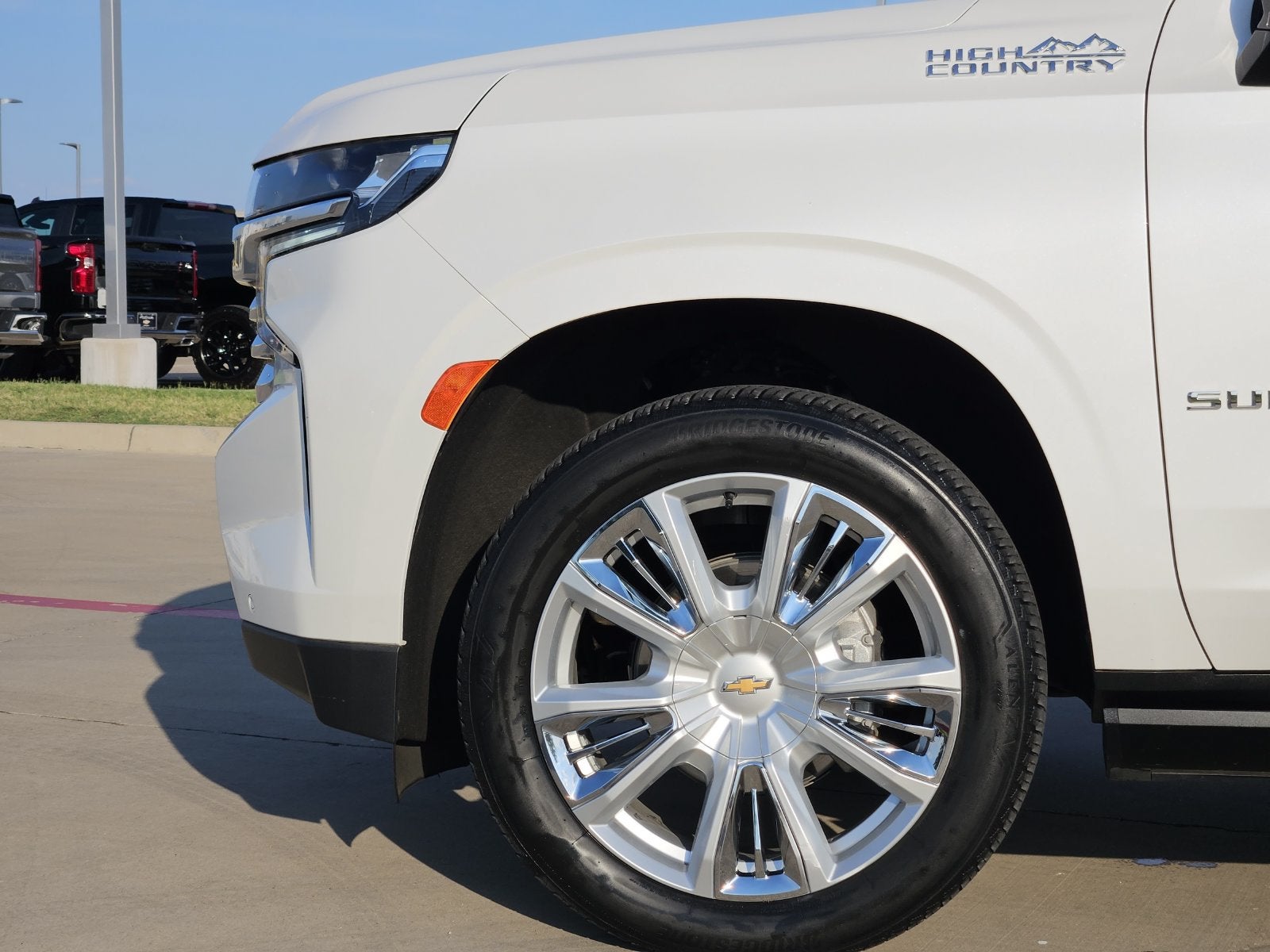 2023 Chevrolet Suburban High Country - Photo 12