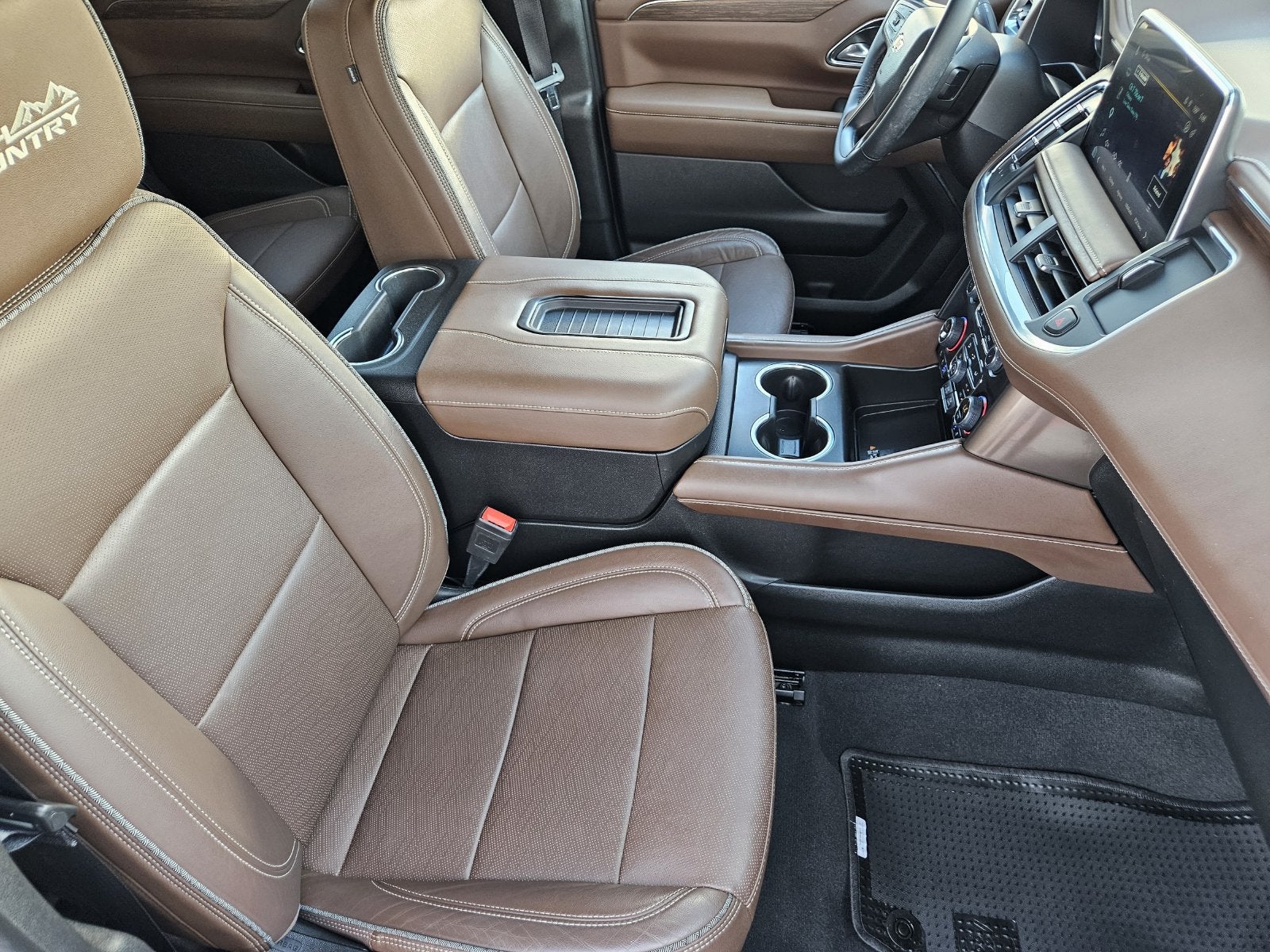 2023 Chevrolet Suburban High Country - Photo 18