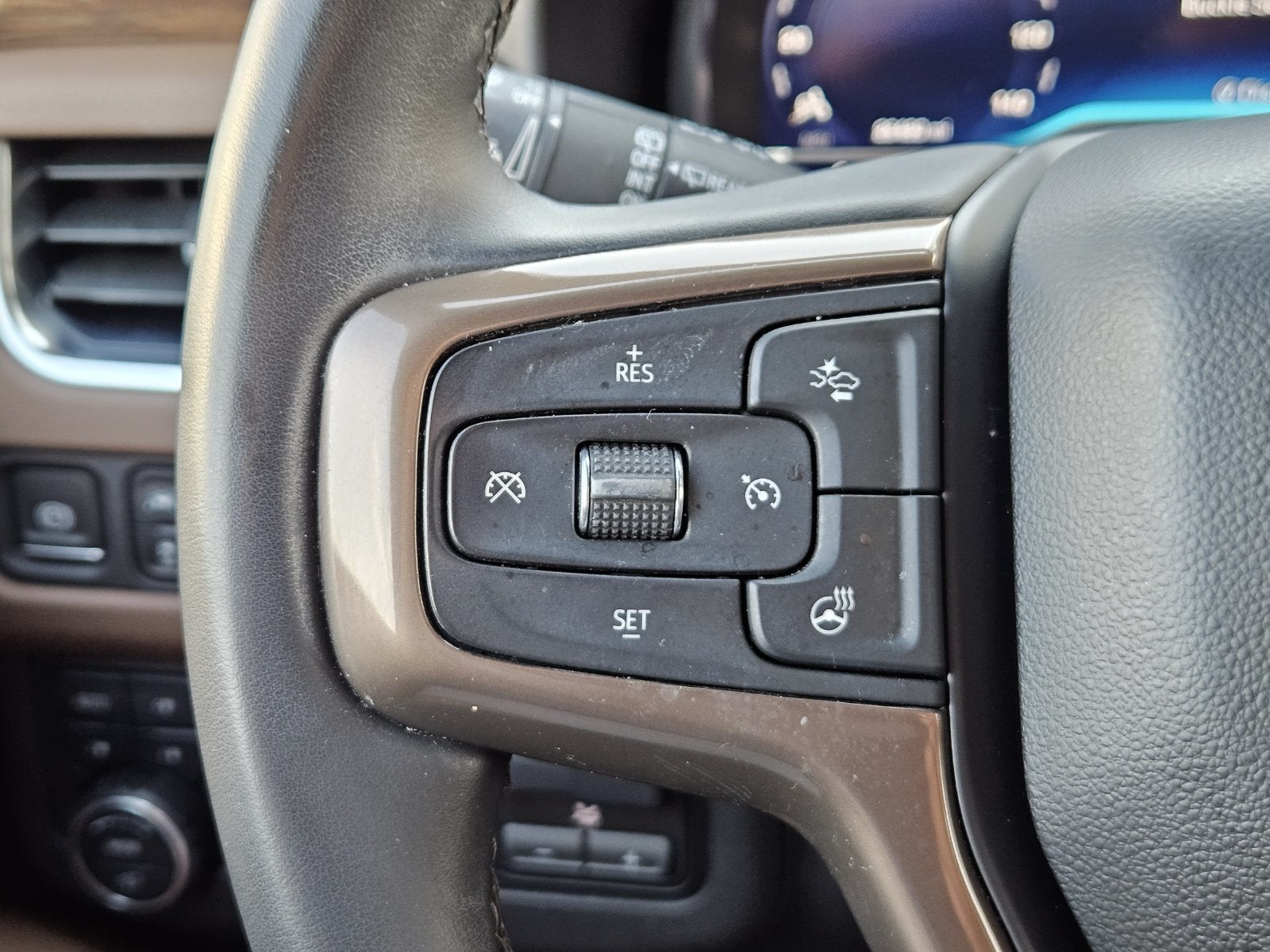 2023 Chevrolet Suburban High Country - Photo 26