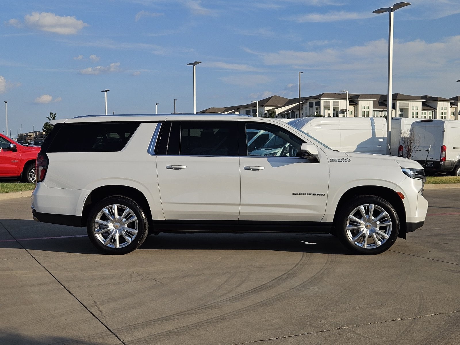 2023 Chevrolet Suburban High Country - Photo 7