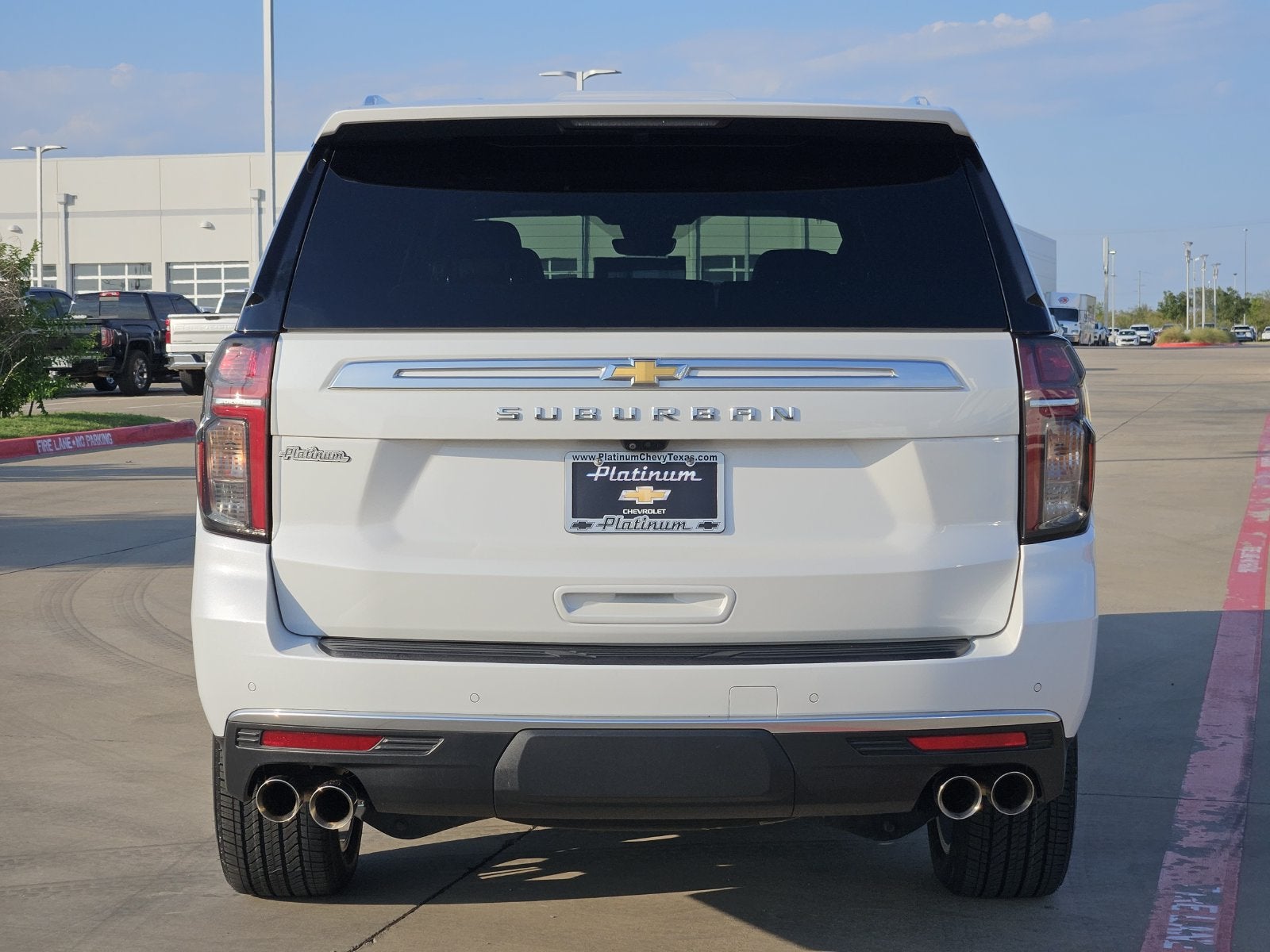 2023 Chevrolet Suburban High Country - Photo 8