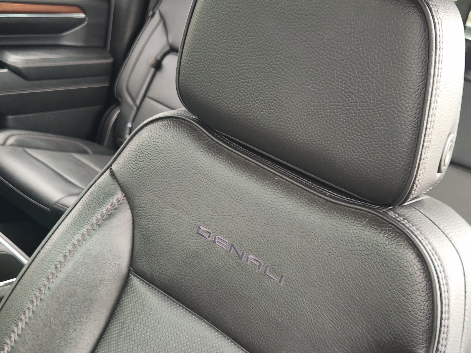 2024 GMC Sierra 2500HD Denali - Photo 19