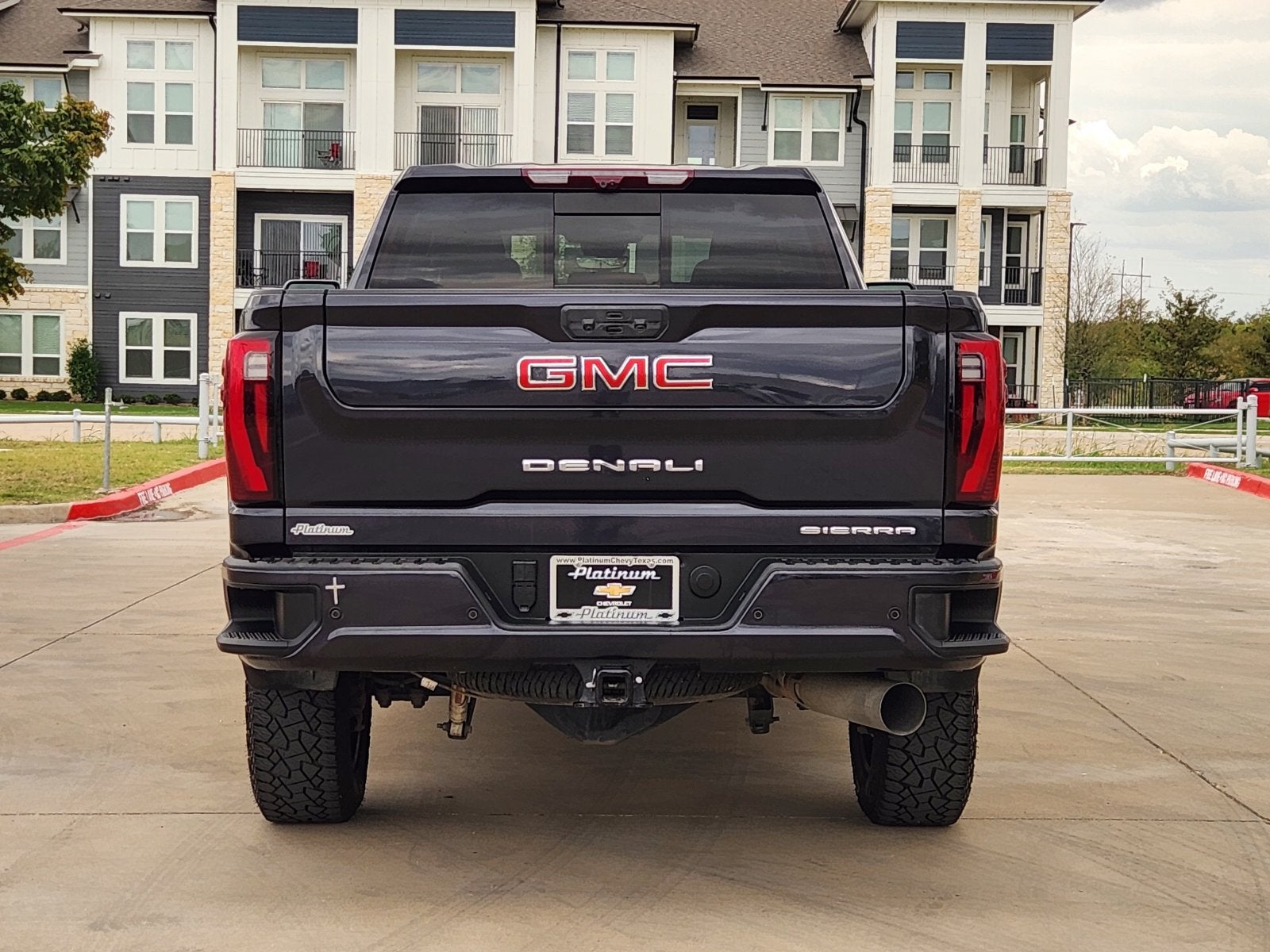 2024 GMC Sierra 2500HD Denali - Photo 8