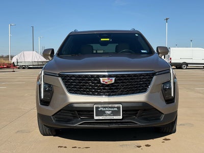 2024 Cadillac XT4 Luxury