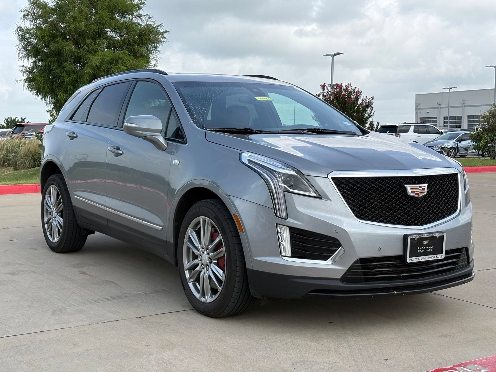 2025 Cadillac XT5 Sport