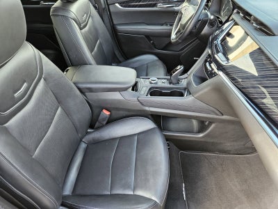 2025 Cadillac XT6 Premium Luxury
