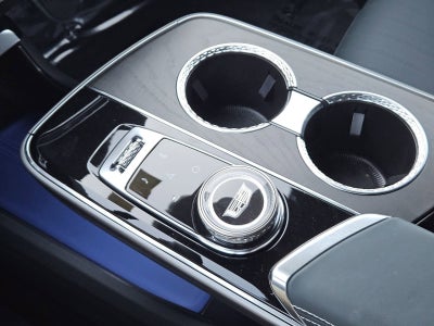 2024 Cadillac LYRIQ Luxury 3