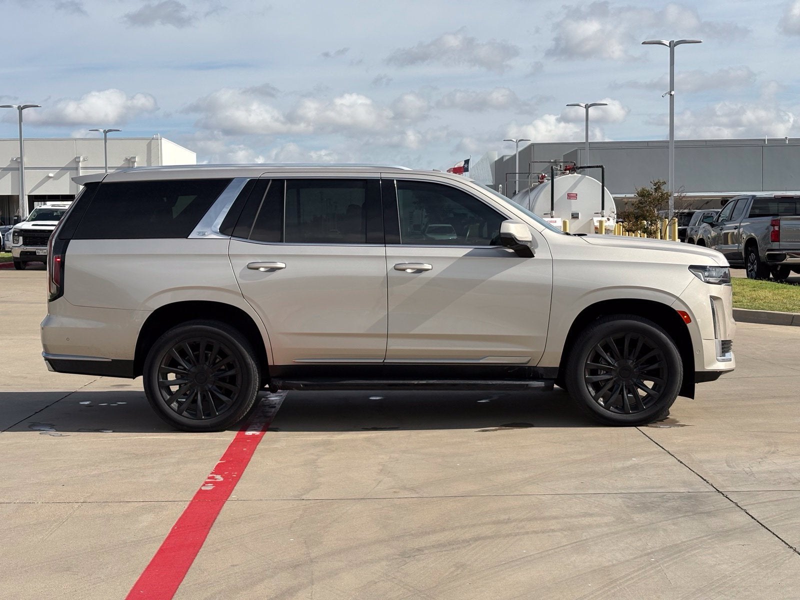 2023 Cadillac Escalade 4WD Premium Luxury