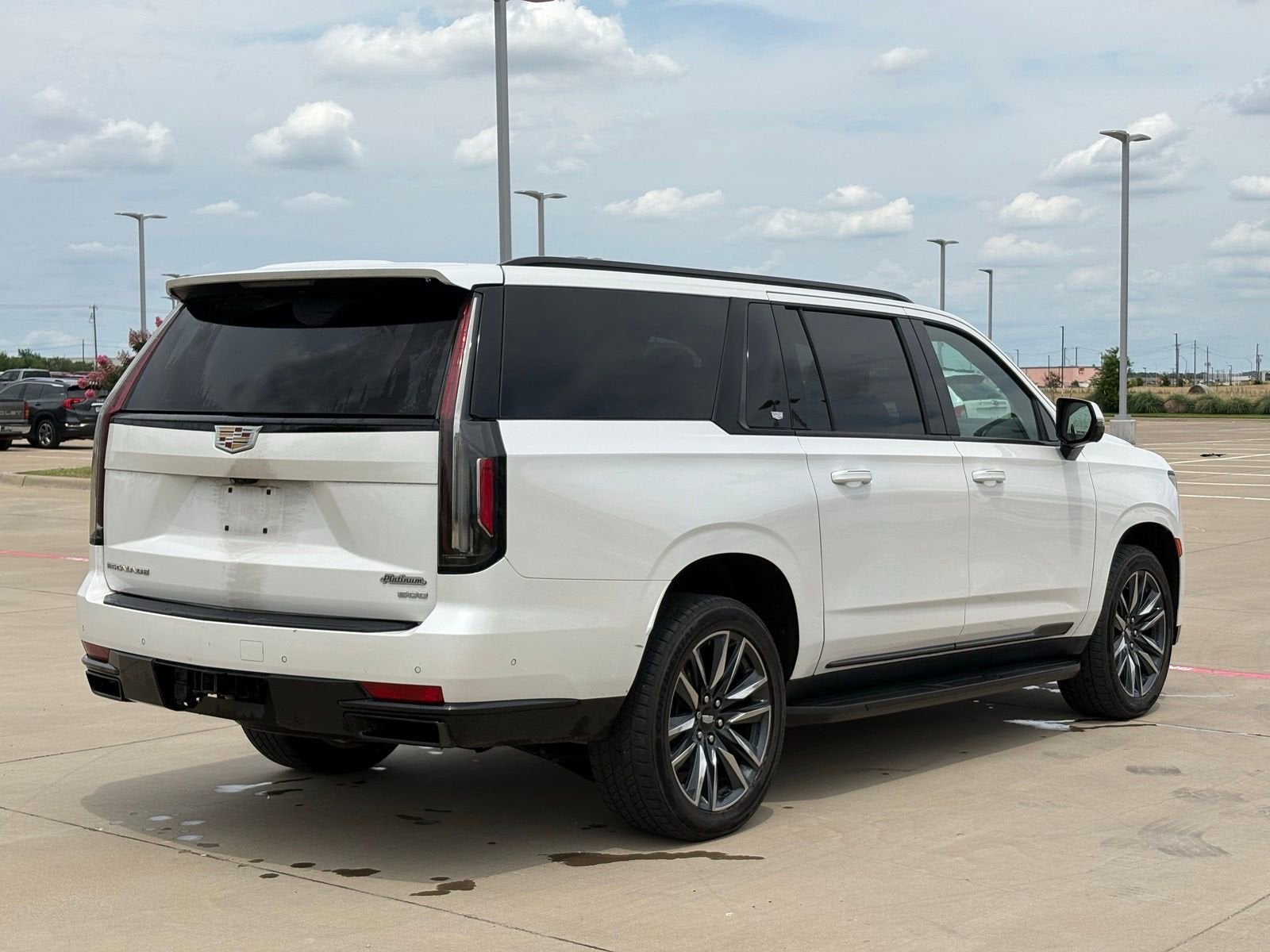 2023 Cadillac Escalade ESV Sport
