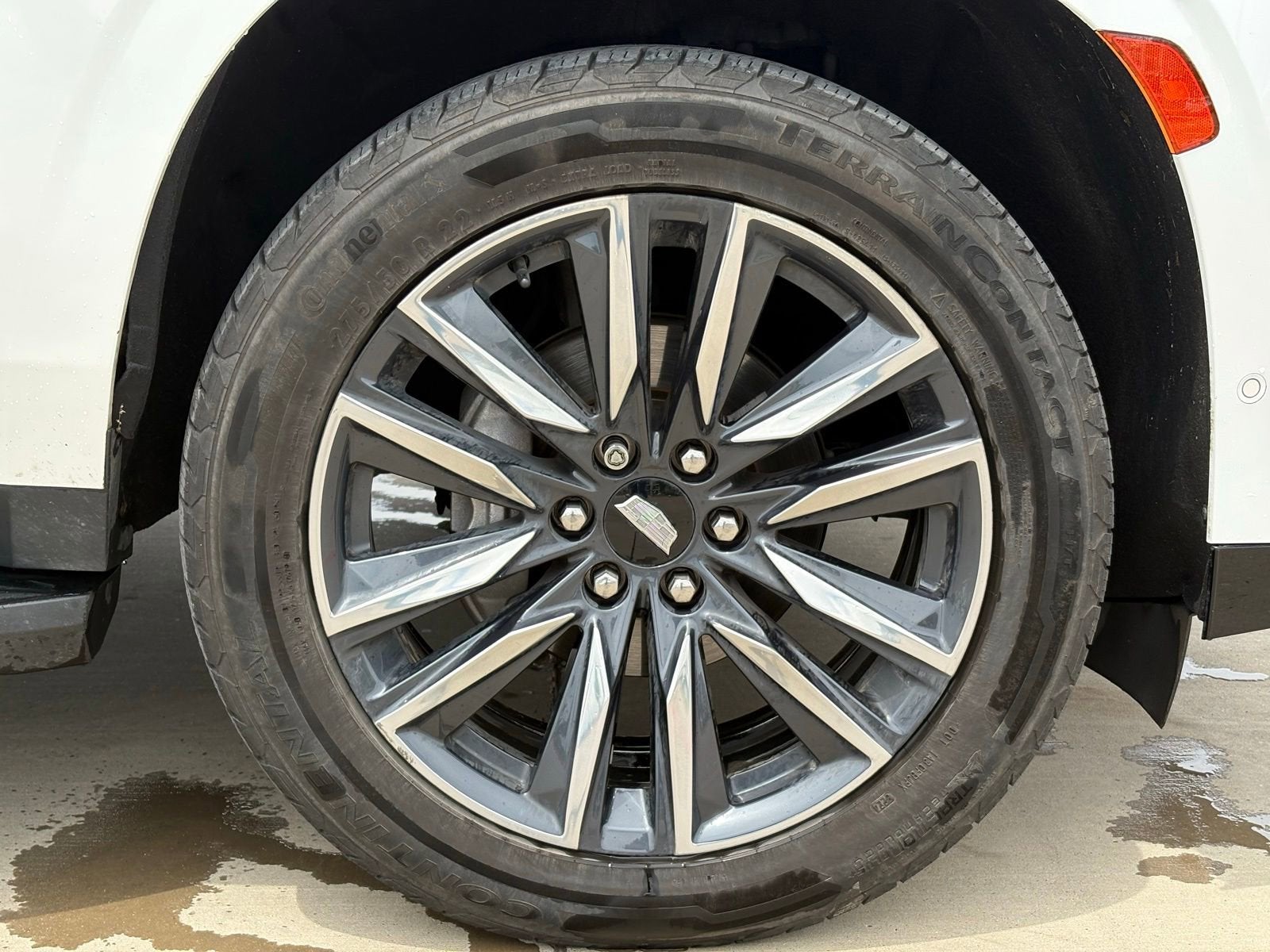 2023 Cadillac Escalade ESV Sport