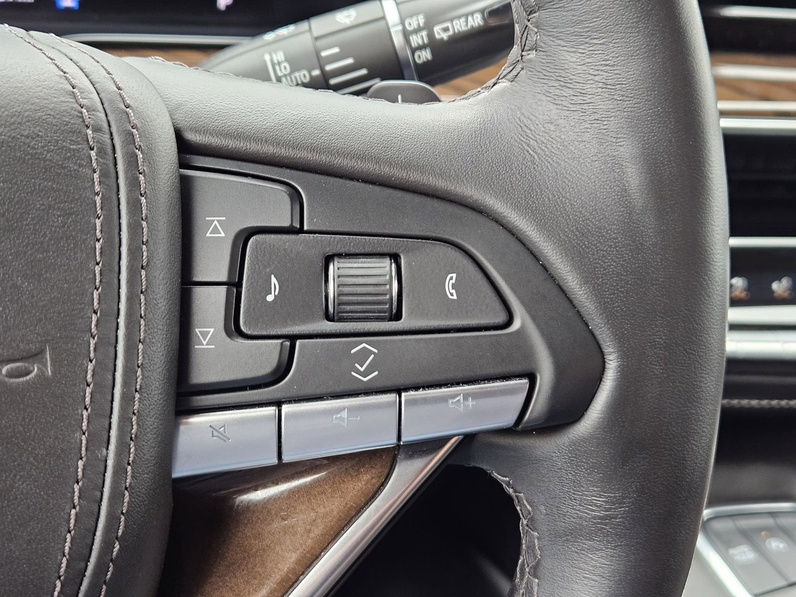 2023 Cadillac Escalade ESV Sport Platinum