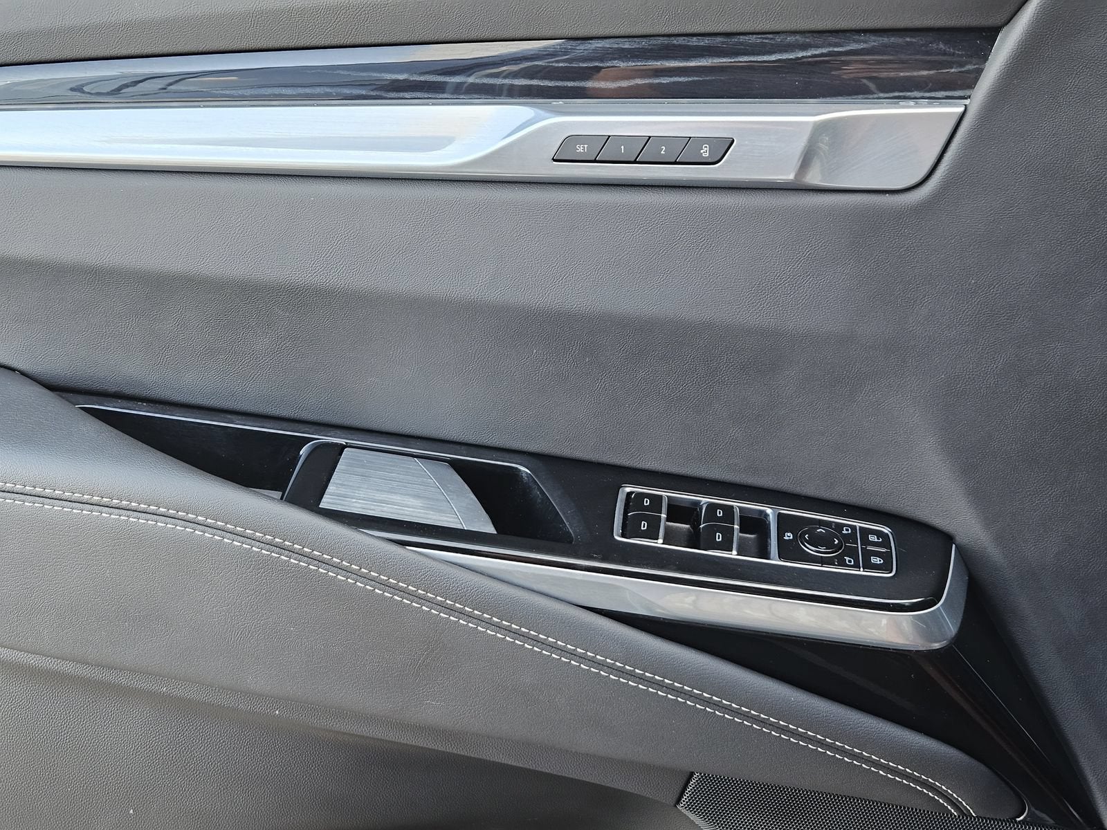 2025 Cadillac Escalade Sport