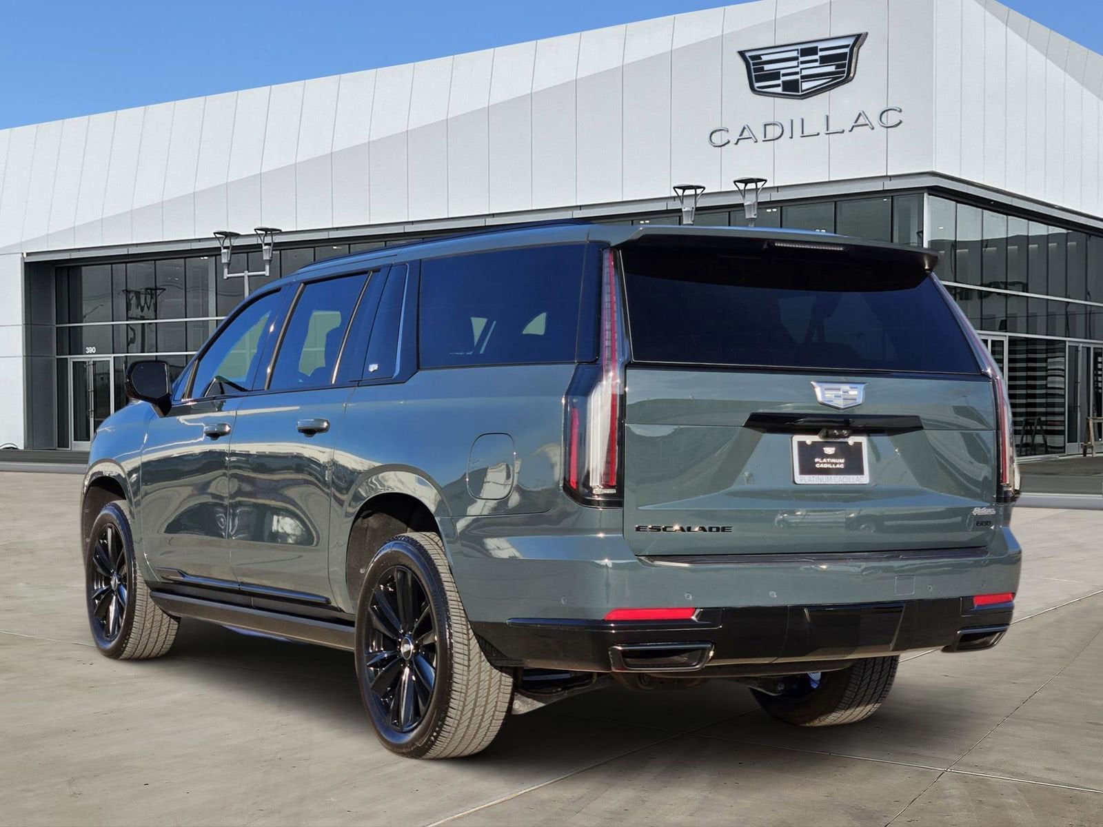 2025 Cadillac Escalade ESV Sport