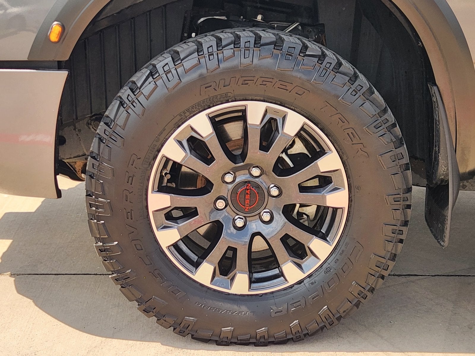 2024 Nissan Titan XD Pro-4X - Photo 15
