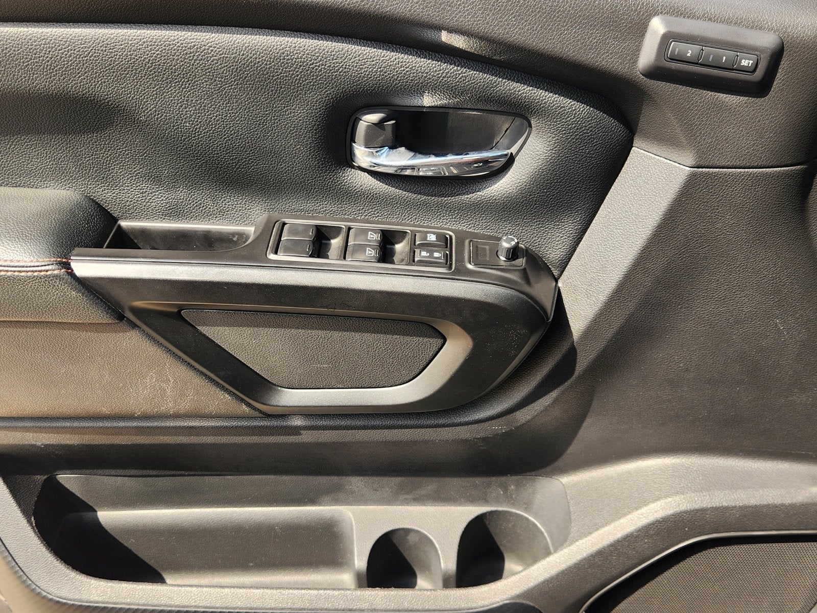 2024 Nissan Titan XD Pro-4X - Photo 27