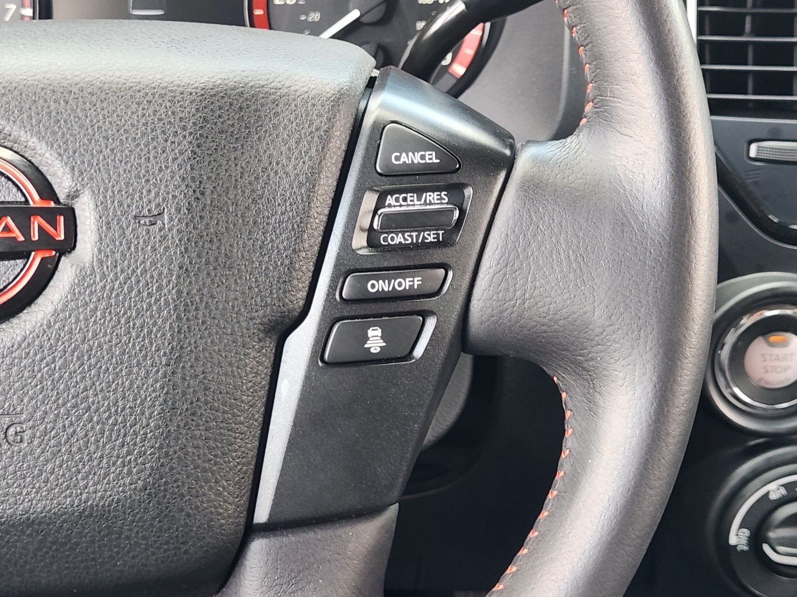 2024 Nissan Titan XD Pro-4X - Photo 33