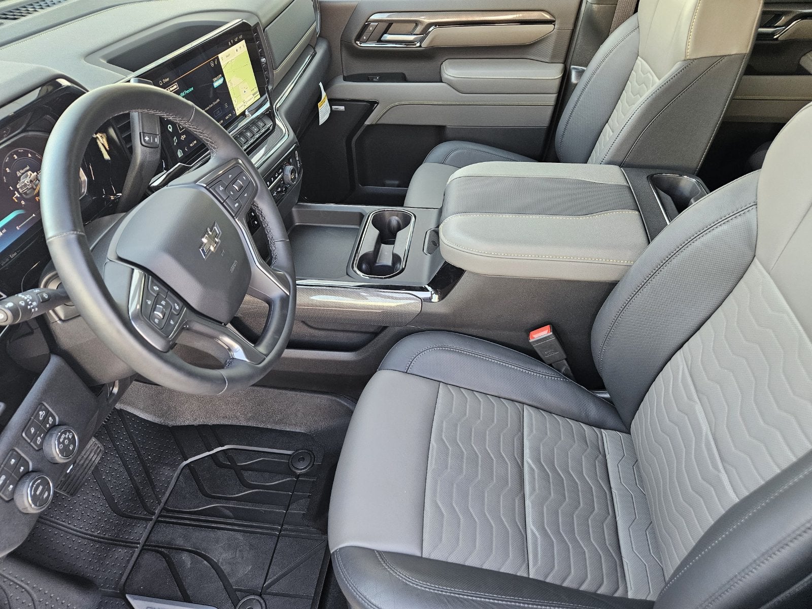 2026 Chevrolet Silverado 2500HD ZR2 - Photo 17