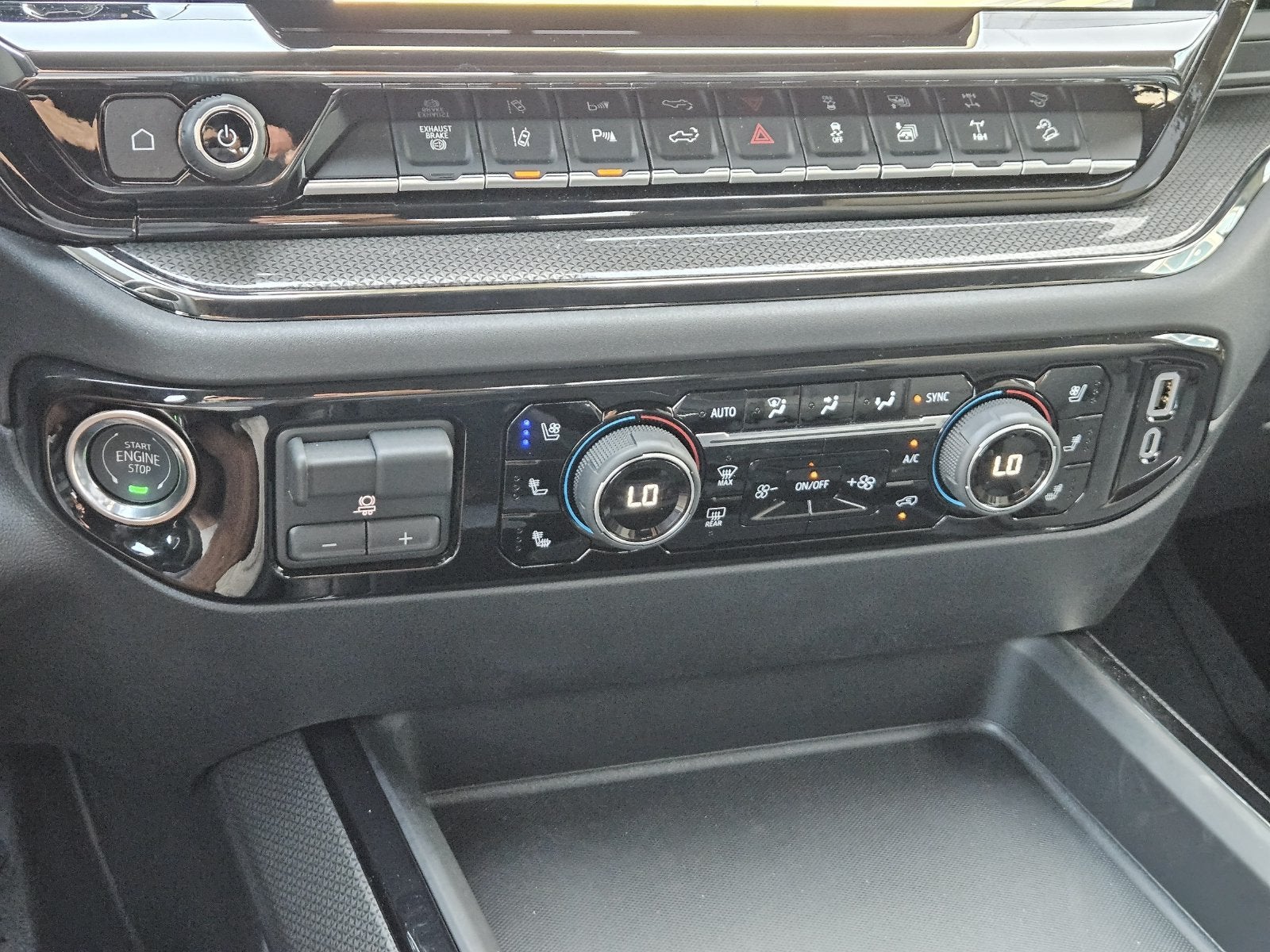 2026 Chevrolet Silverado 2500HD ZR2 - Photo 22