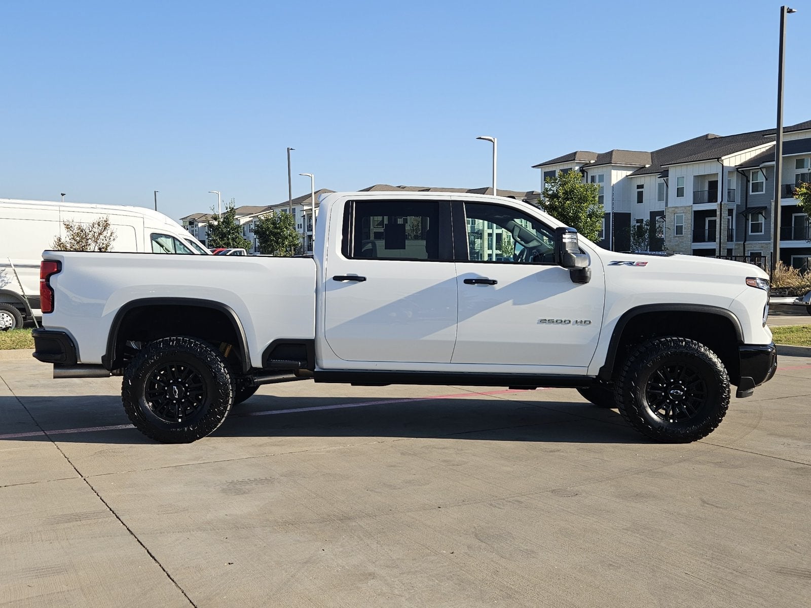 2026 Chevrolet Silverado 2500HD ZR2 - Photo 7