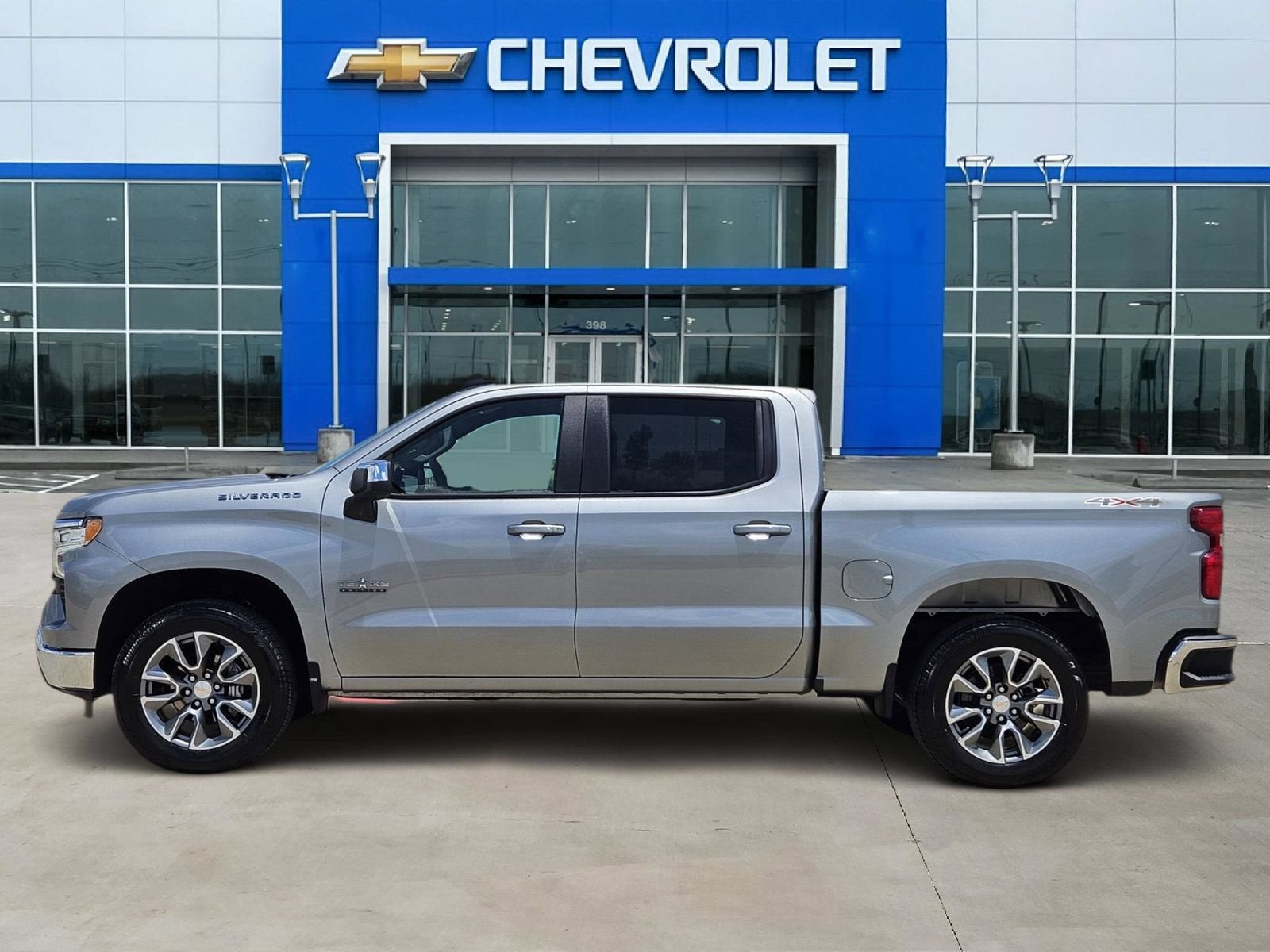 2026 Chevrolet Silverado 1500 LT - Photo 3