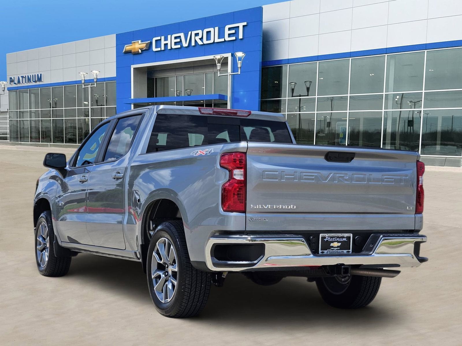 2026 Chevrolet Silverado 1500 LT - Photo 4