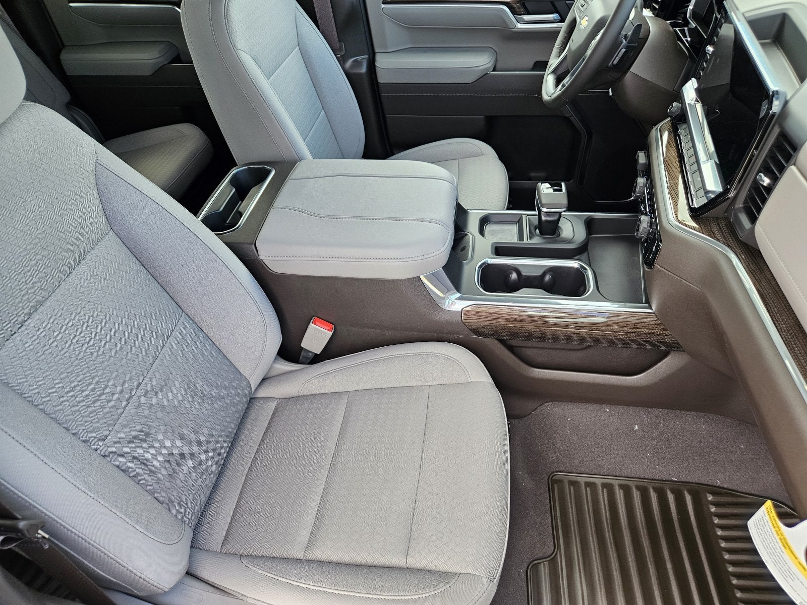 2026 Chevrolet Silverado 1500 LT - Photo 17