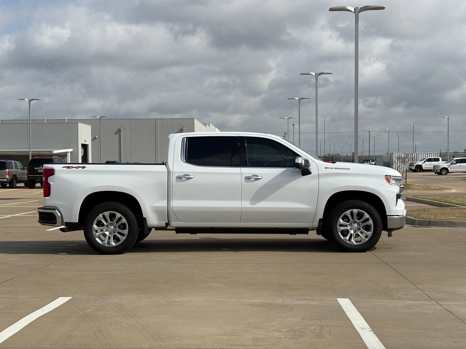 2025 Chevrolet Silverado 1500 LTZ