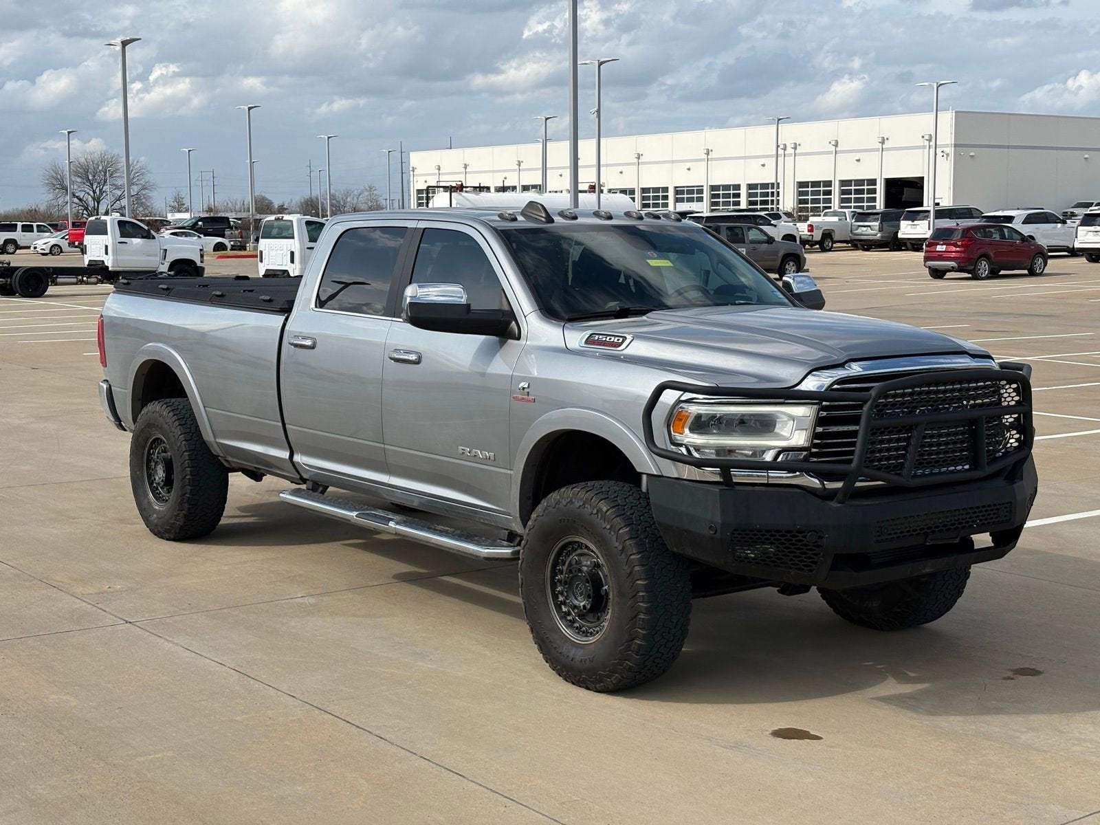 2022 RAM 3500 Laramie Crew Cab 4x4 8' Box