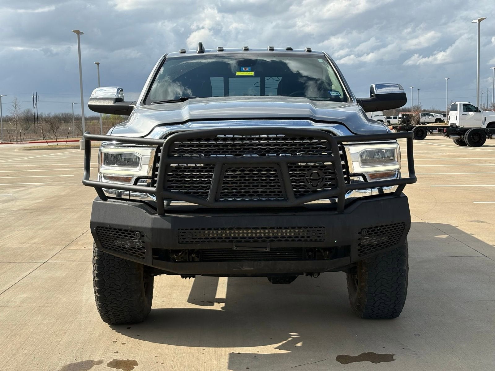 2022 RAM 3500 Laramie Crew Cab 4x4 8' Box