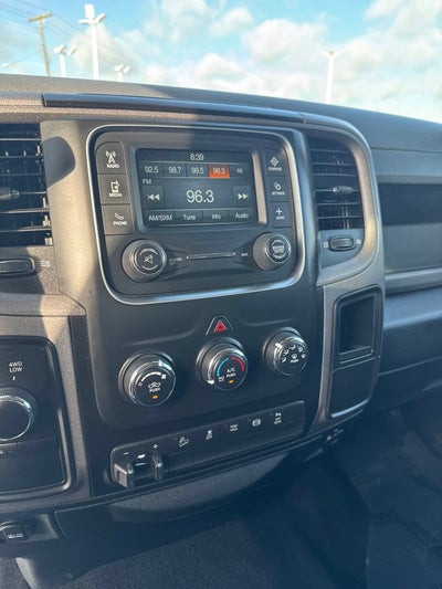 2018 RAM 2500 Tradesman Crew Cab 4x4 6'4" Box