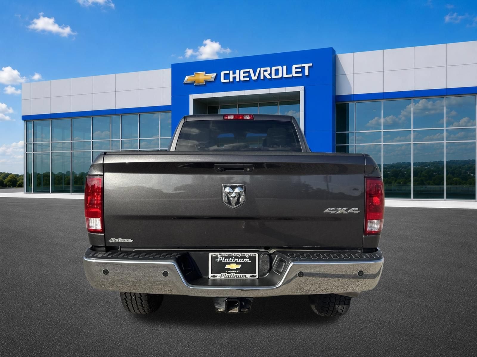 2018 RAM 2500 Tradesman Crew Cab 4x4 6'4" Box