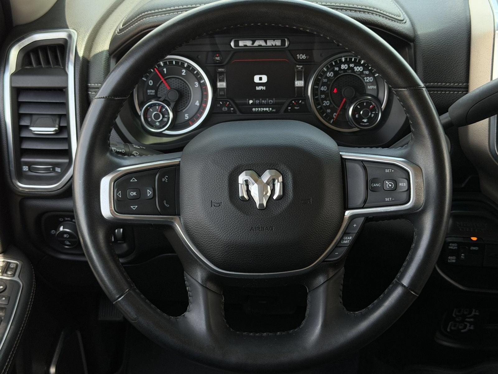 2024 RAM 2500 Laramie Crew Cab 4x4 6'4" Box
