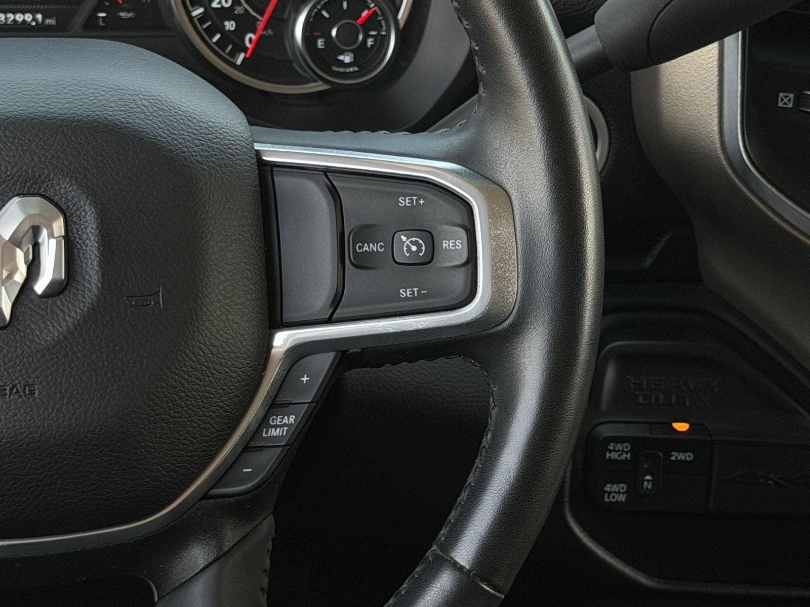 2024 RAM 2500 Laramie Crew Cab 4x4 6'4" Box