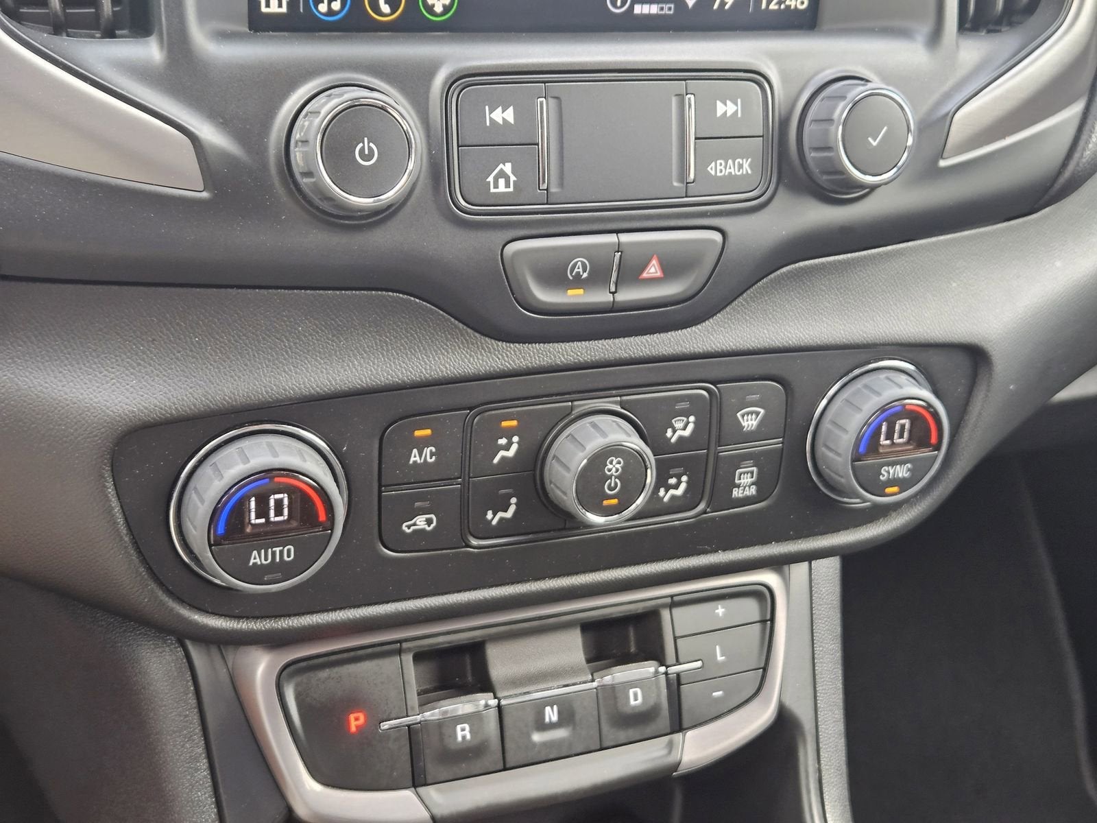 2023 GMC Terrain AT4