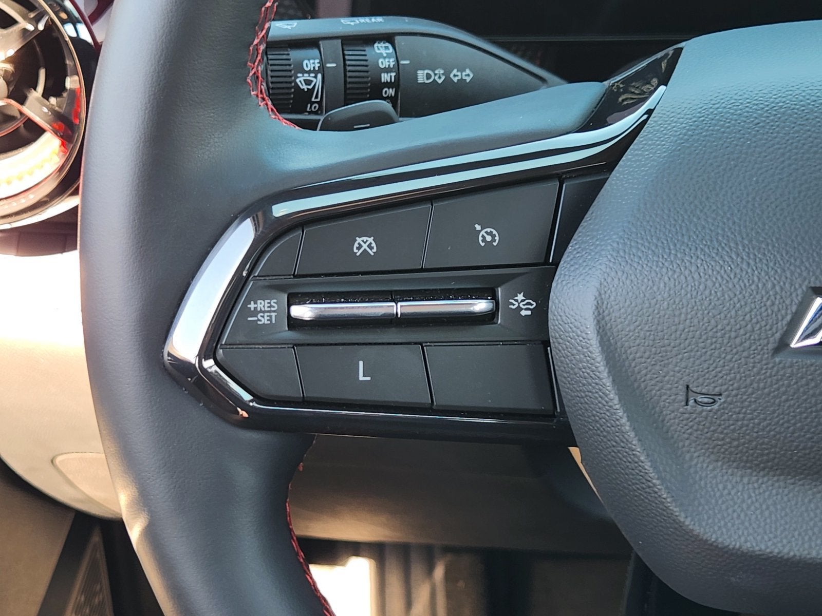 2025 Chevrolet Equinox RS - Photo 32