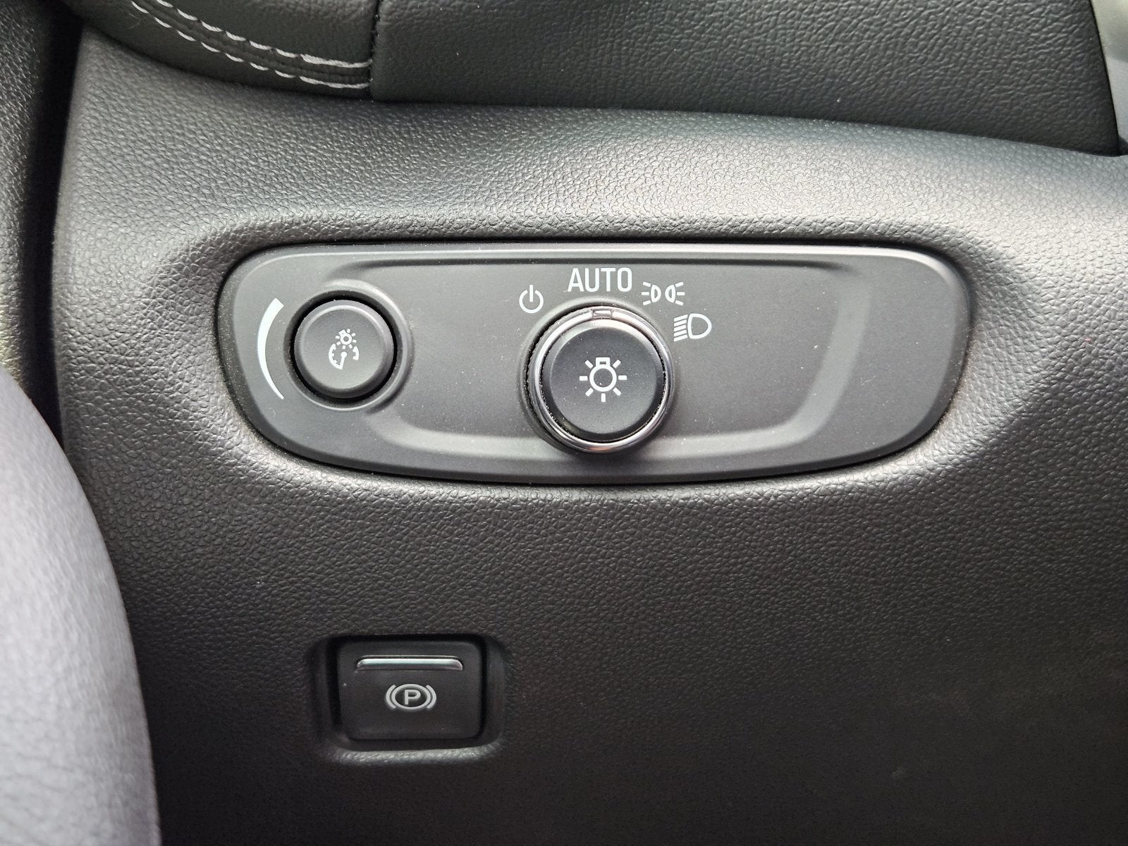 2023 Chevrolet Blazer 2LT - Photo 23