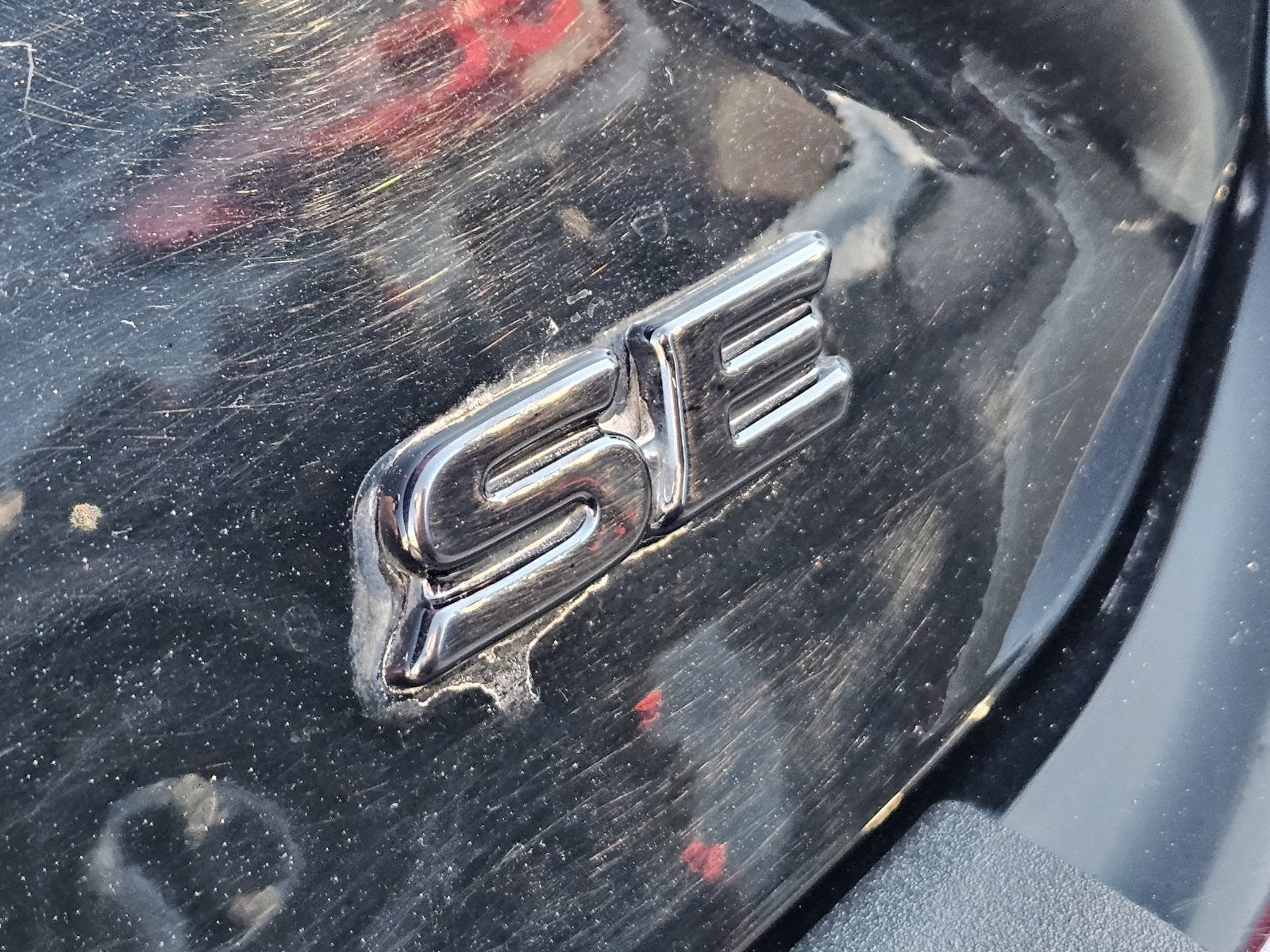 2025 Toyota Camry SE - Photo 15