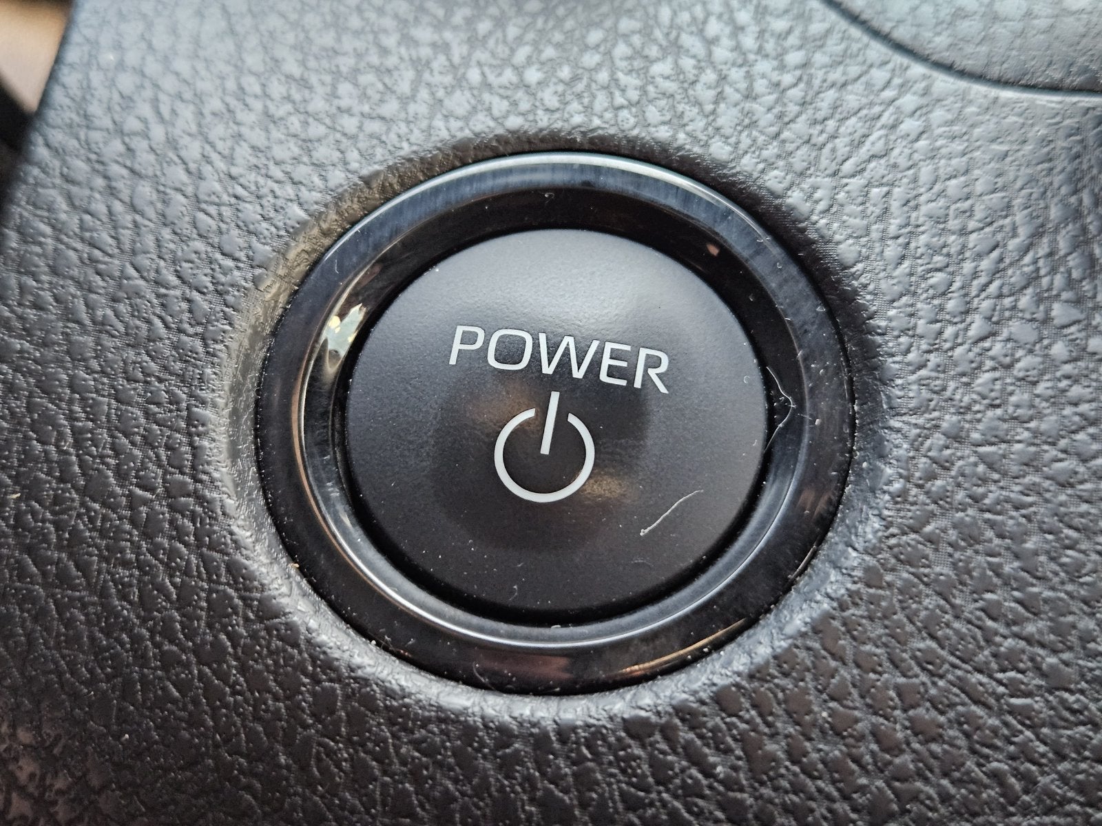 2025 Toyota Camry SE - Photo 23